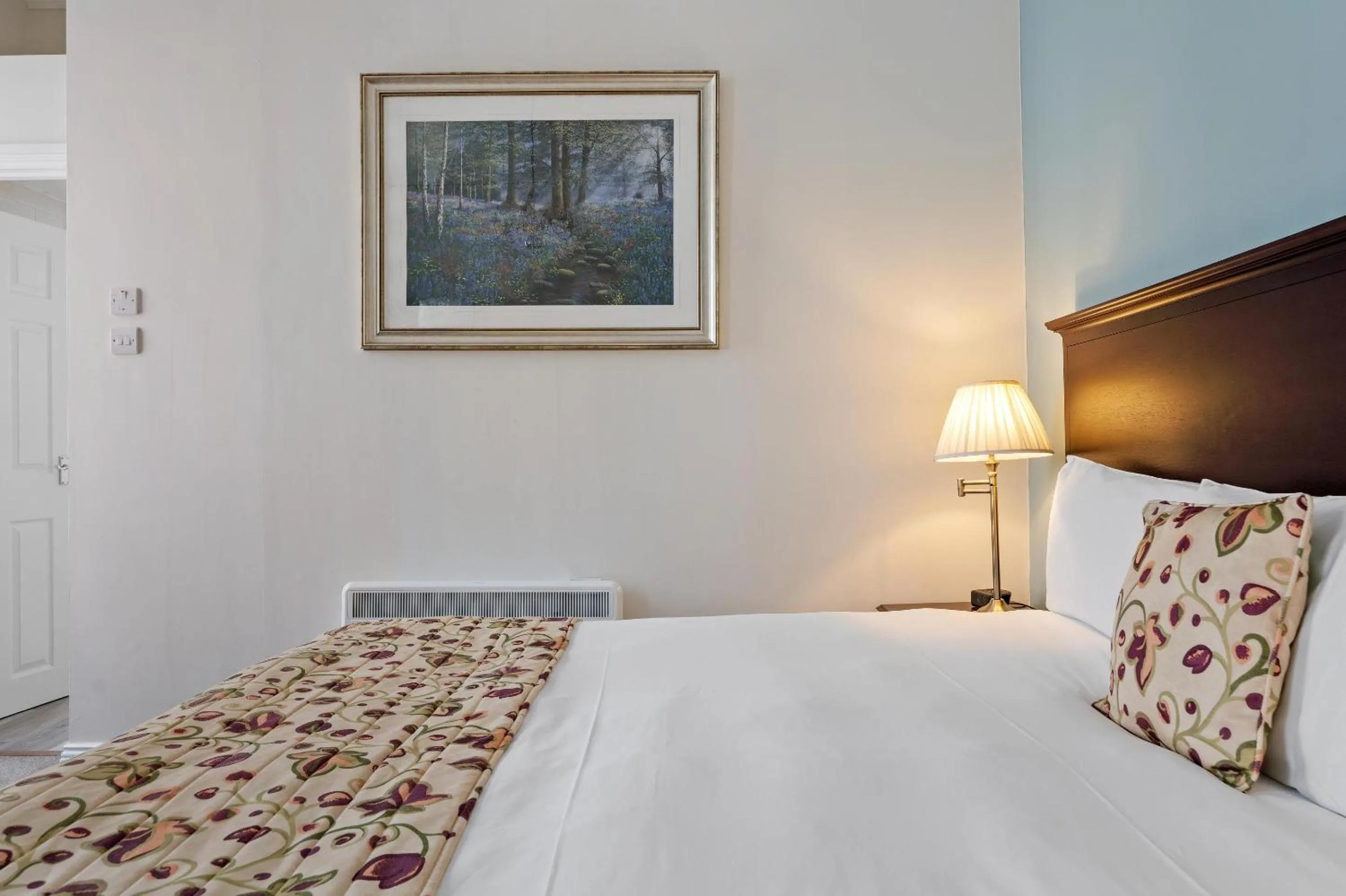 Bedroom, Bed in Sleeping Bear Hotels Dorchester