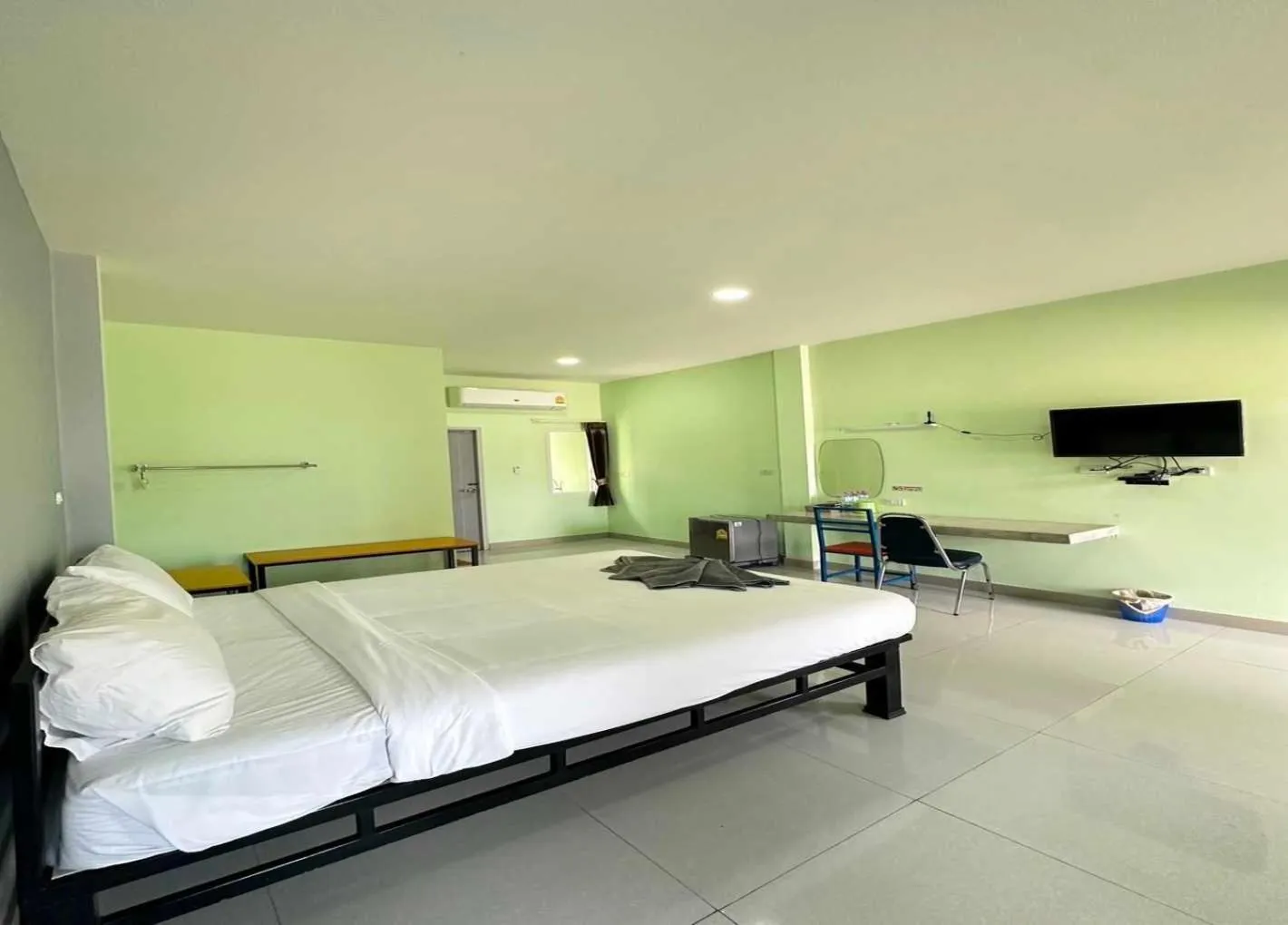 Bedroom in OYO 75467 Baan Siripornchai2