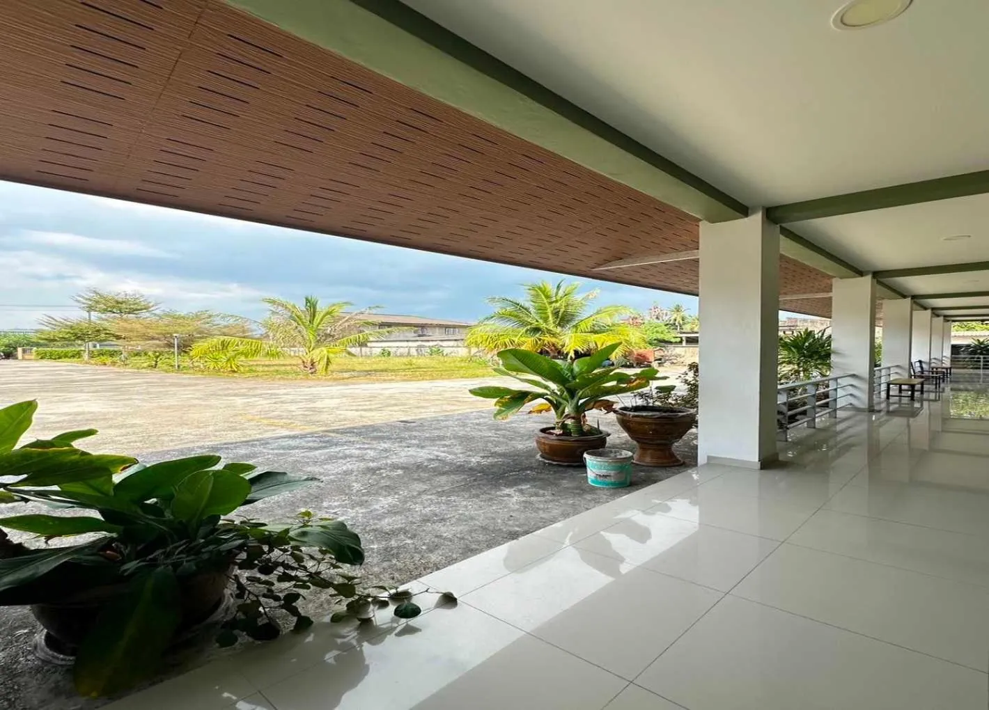 Facade/entrance in OYO 75467 Baan Siripornchai2