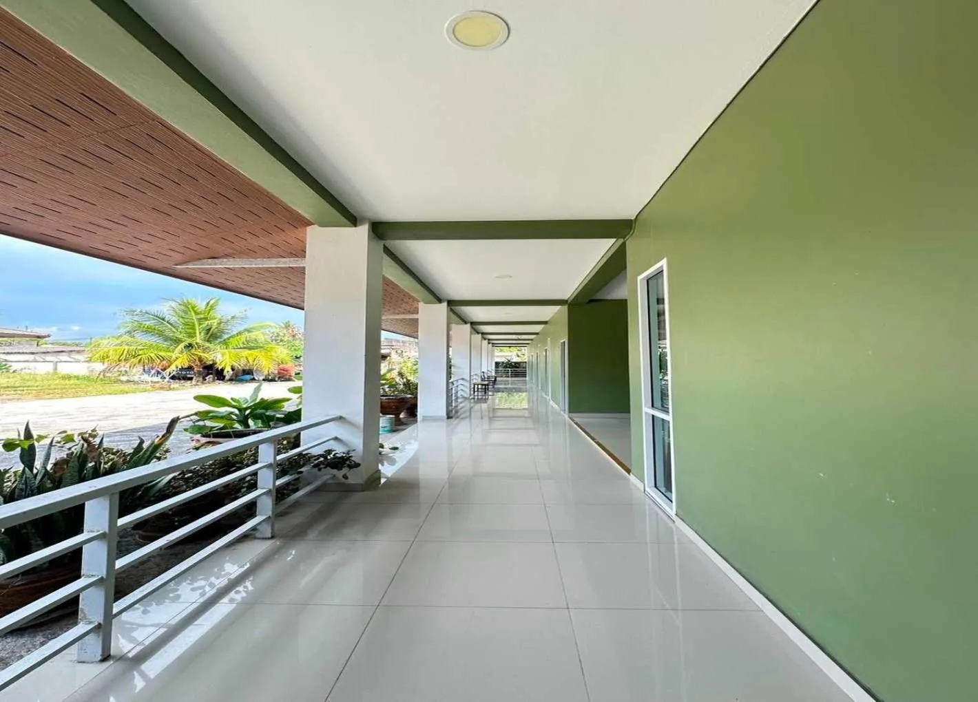 Facade/entrance in OYO 75467 Baan Siripornchai2