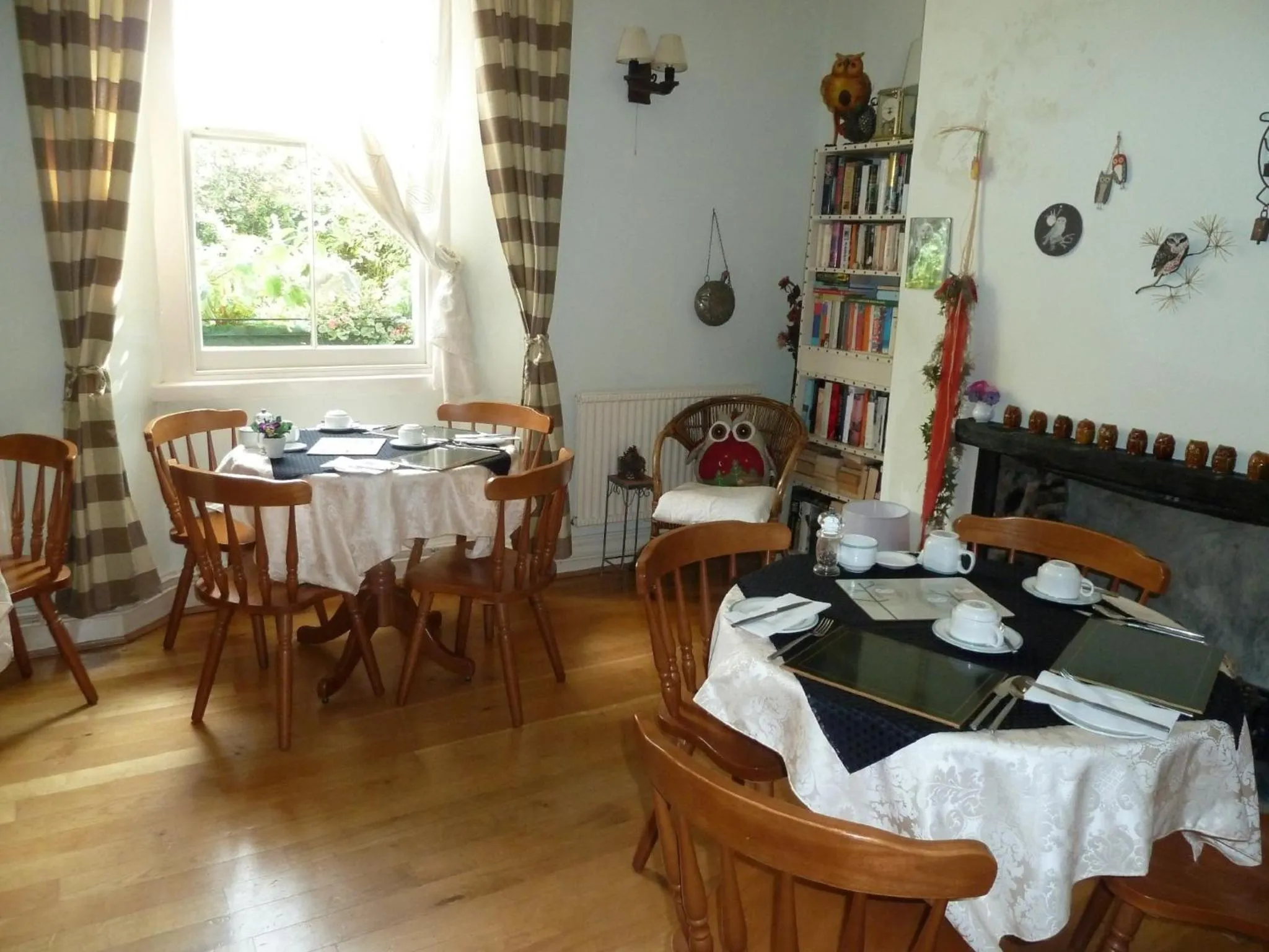 Restaurant/places to eat in The Owls Crest House B&B