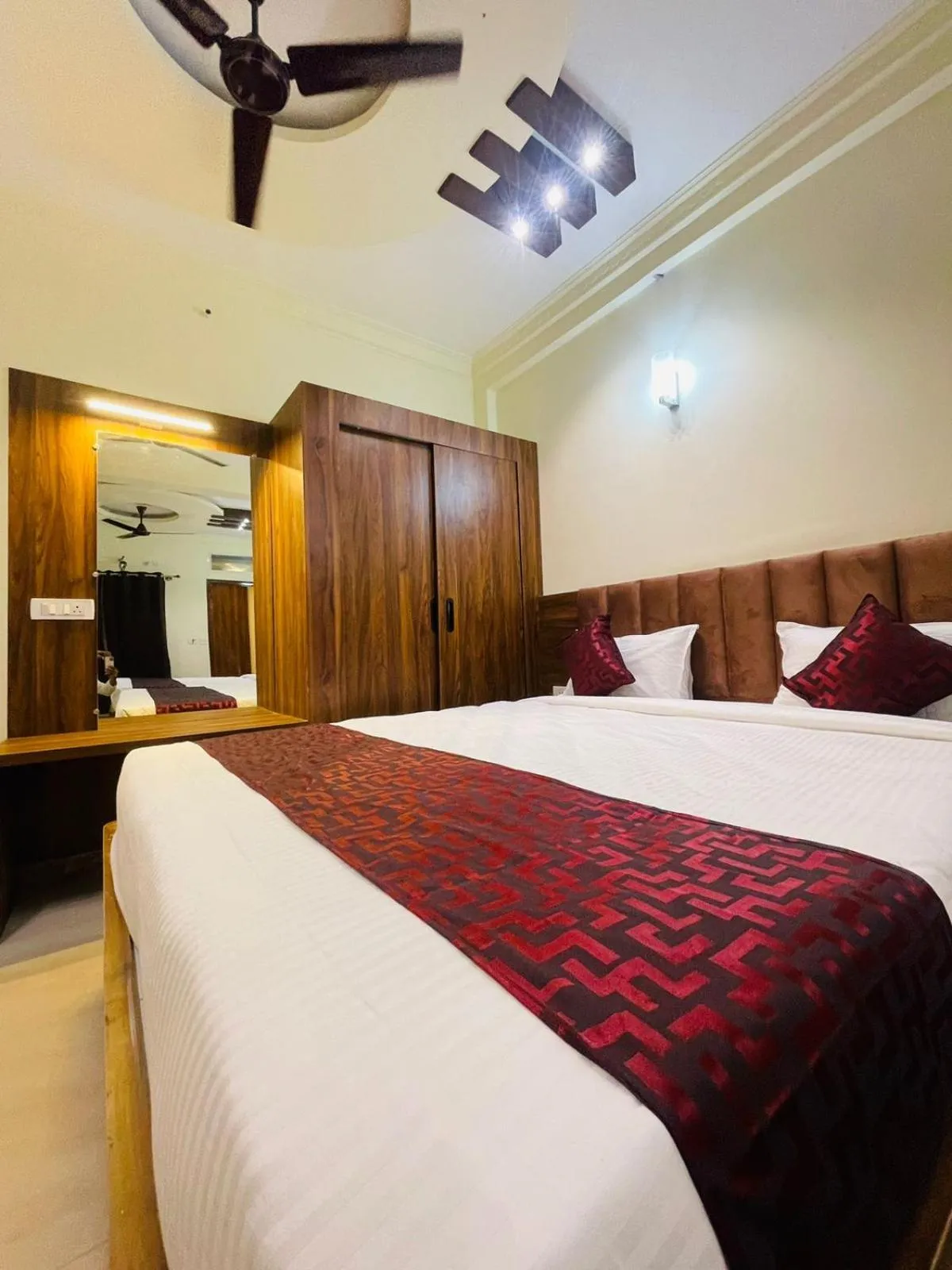 Bedroom, Bed in Hotel Boss Palace