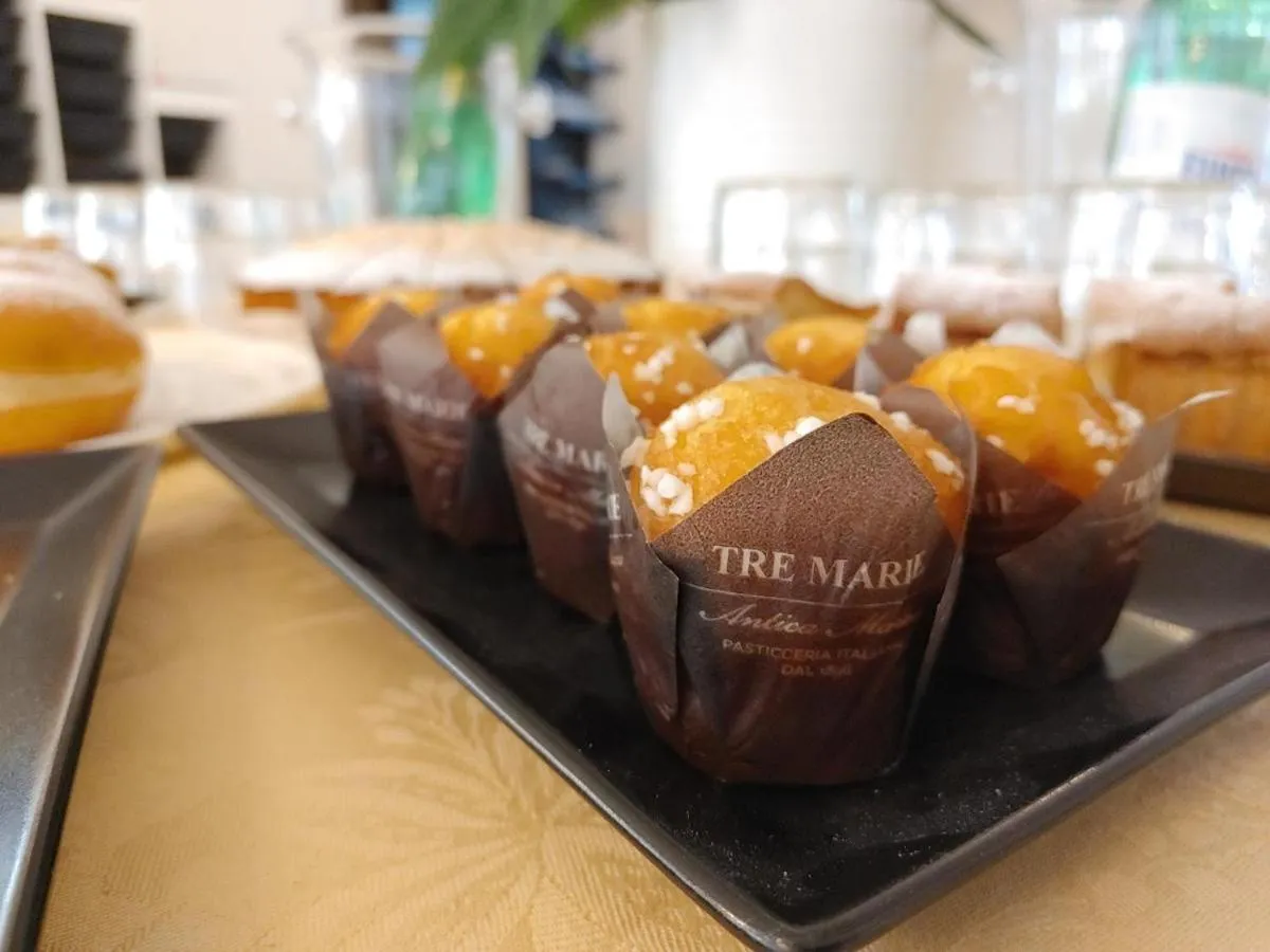 HOTEL HALF MOON RESTAURANT