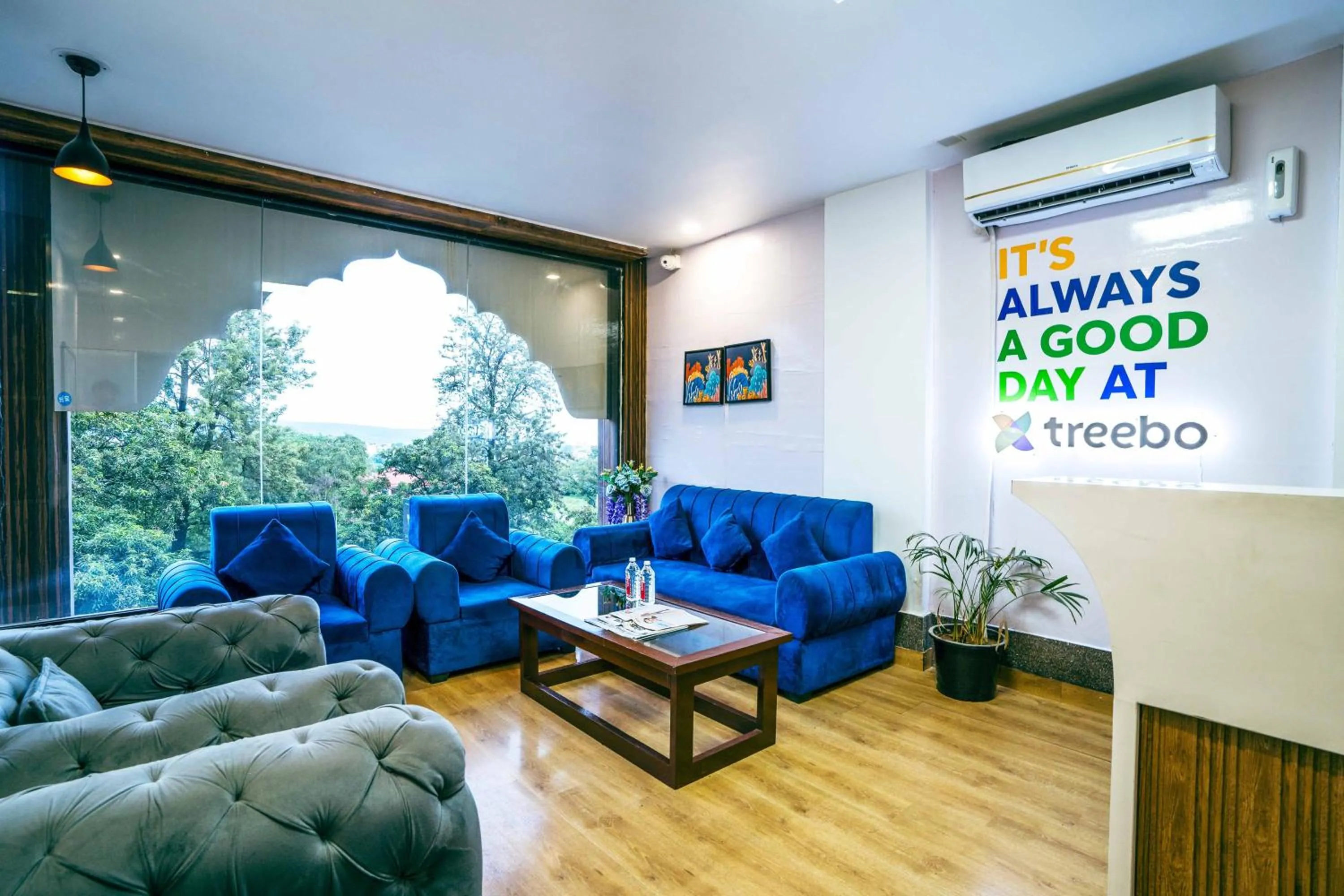 Lobby or reception in Treebo White Sand