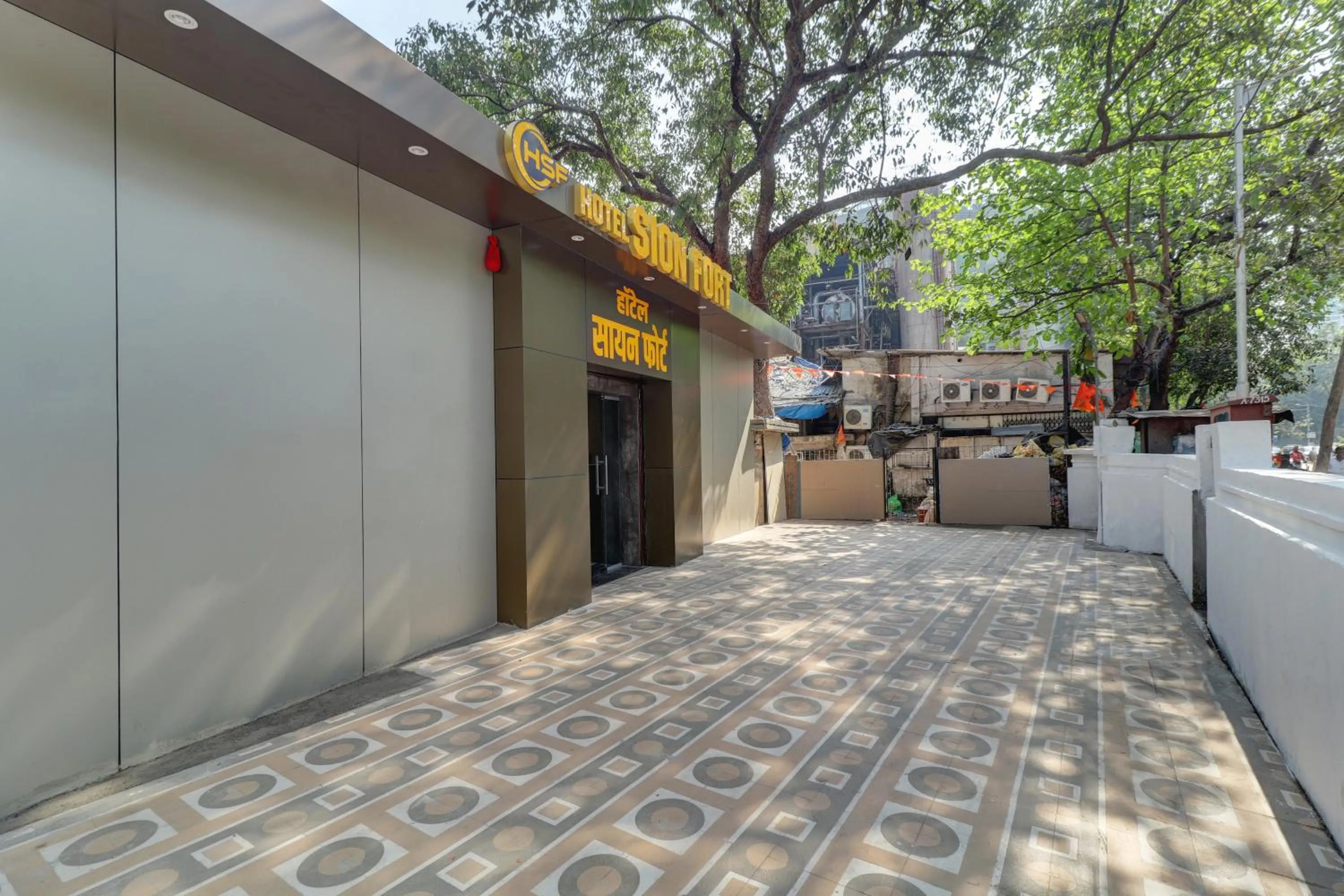 Property building in Hotel Sion Fort