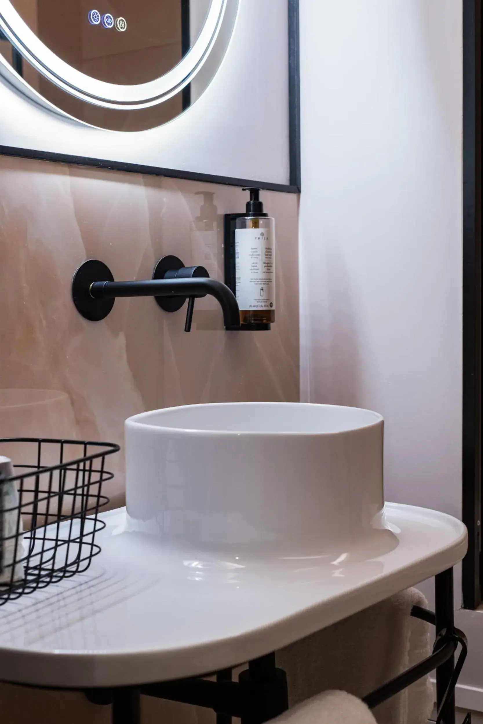 Standard Double or Twin Room in 163 BOUTIQUE HOTEL Standard Double or Twin Room in 163 BOUTIQUE HOTEL