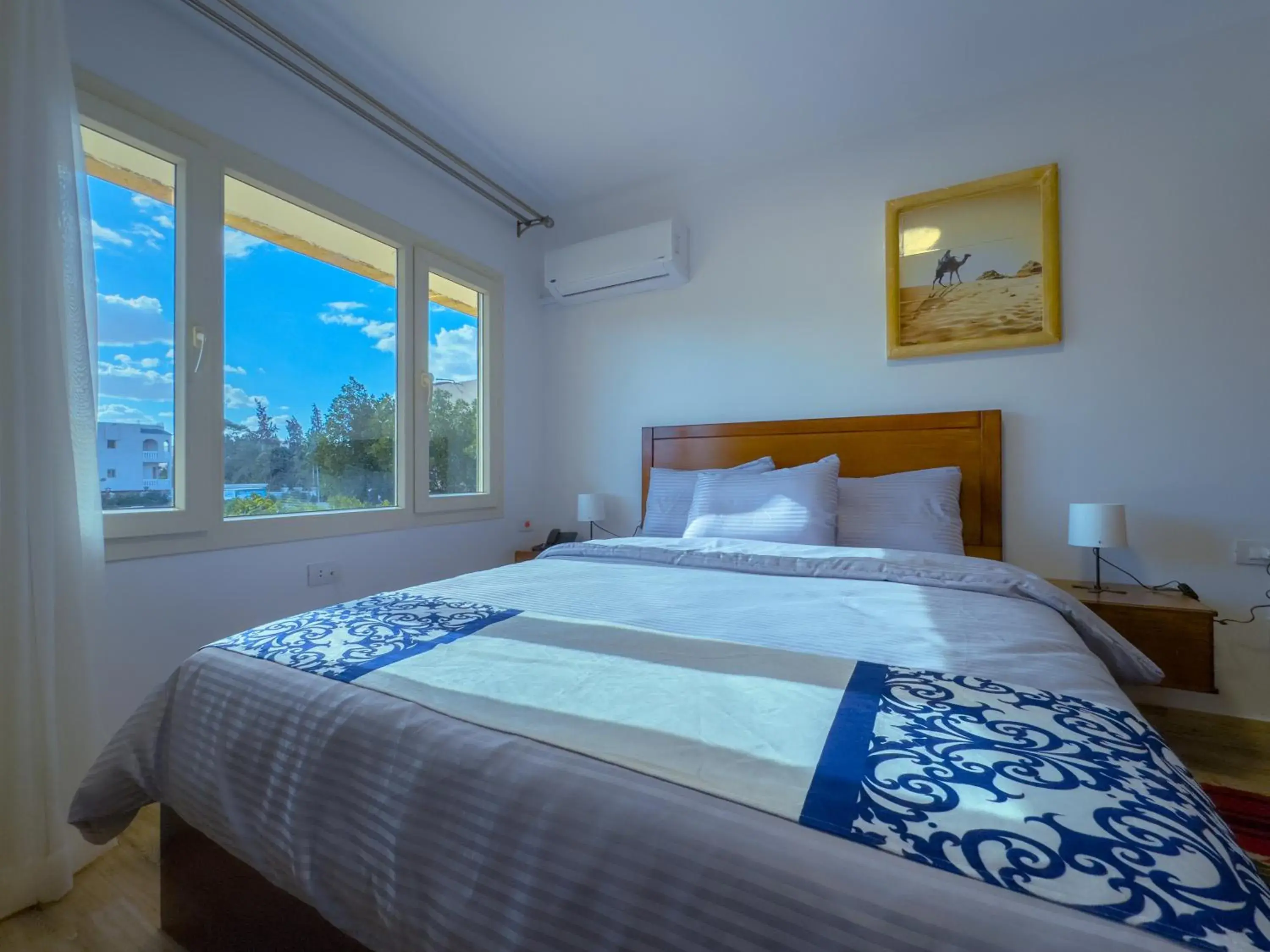 Bed in Royal Crown Hotel Giza Pyramids View Bed in Royal Crown Hotel Giza Pyramids View