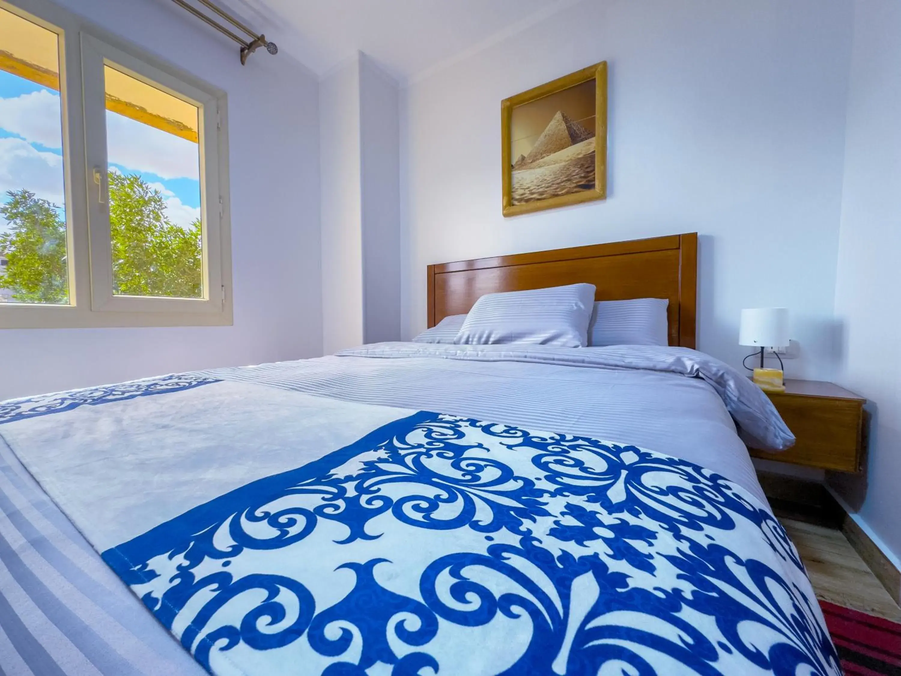 Bed in Royal Crown Hotel Giza Pyramids View Bed in Royal Crown Hotel Giza Pyramids View