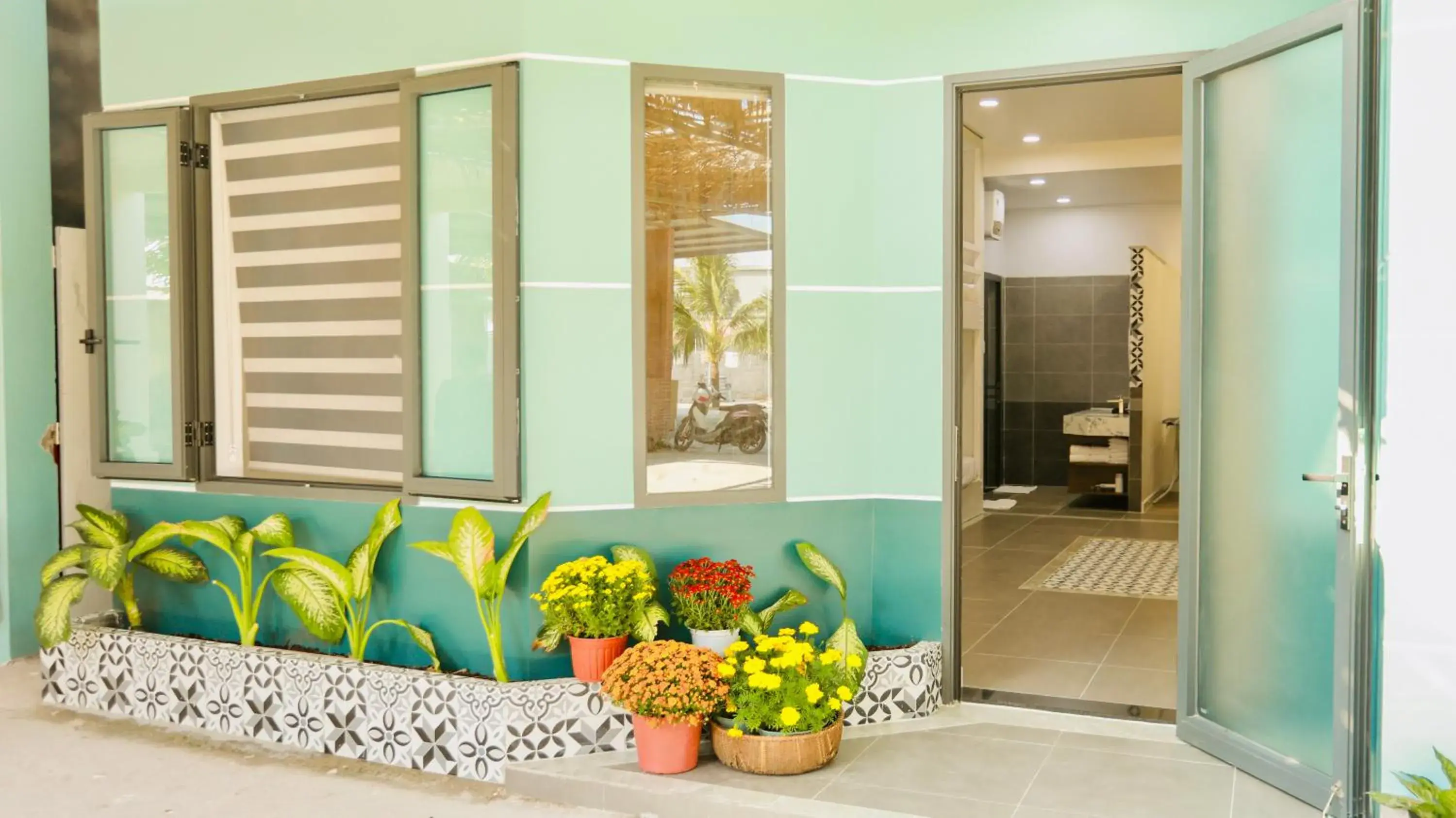 Facade/entrance in Kiwi's Homestay & Cafe Facade/entrance in Kiwi's Homestay & Cafe