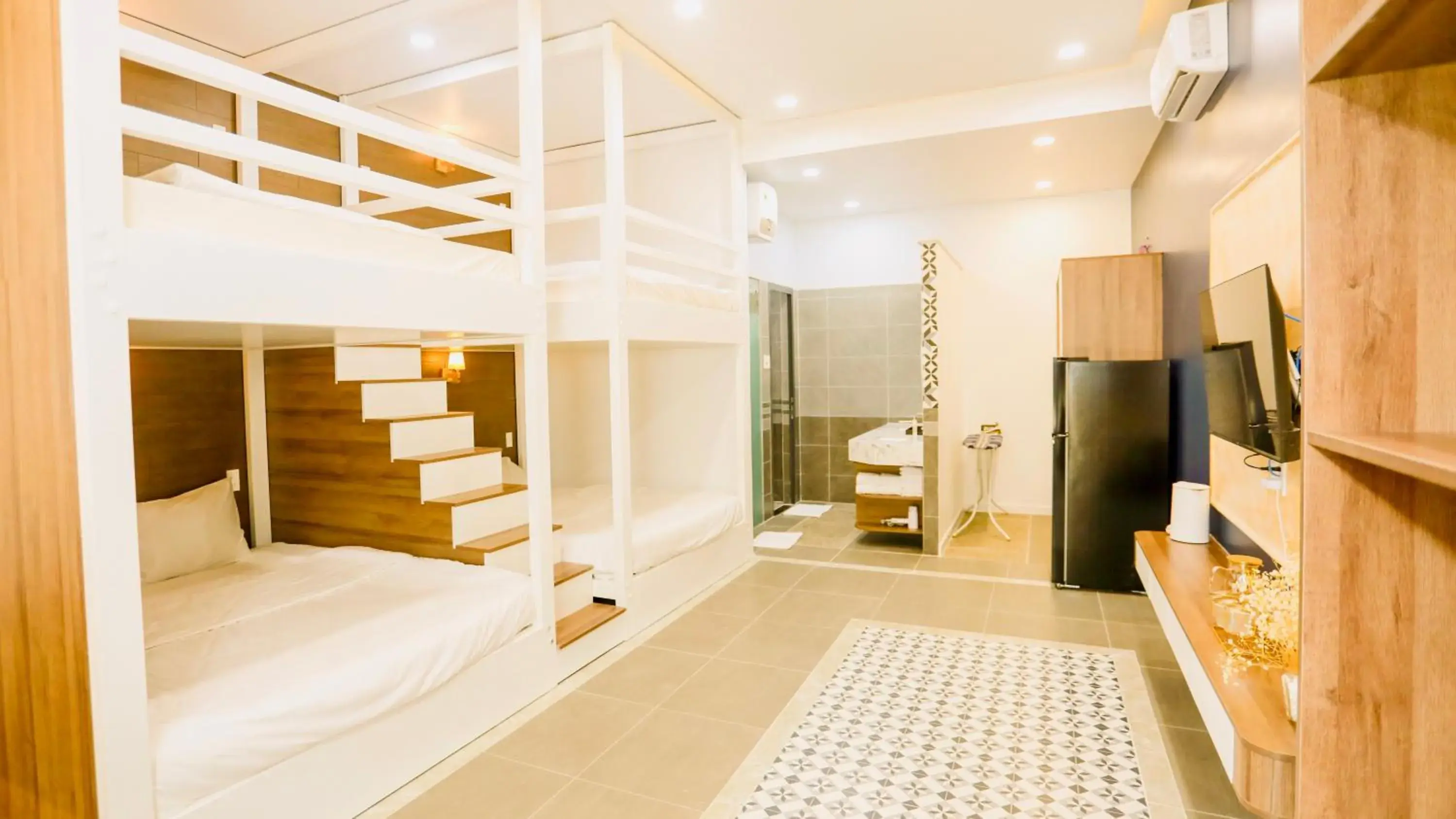 Photo of the whole room, Bed in Kiwi's Homestay & Cafe Photo of the whole room, Bed in Kiwi's Homestay & Cafe