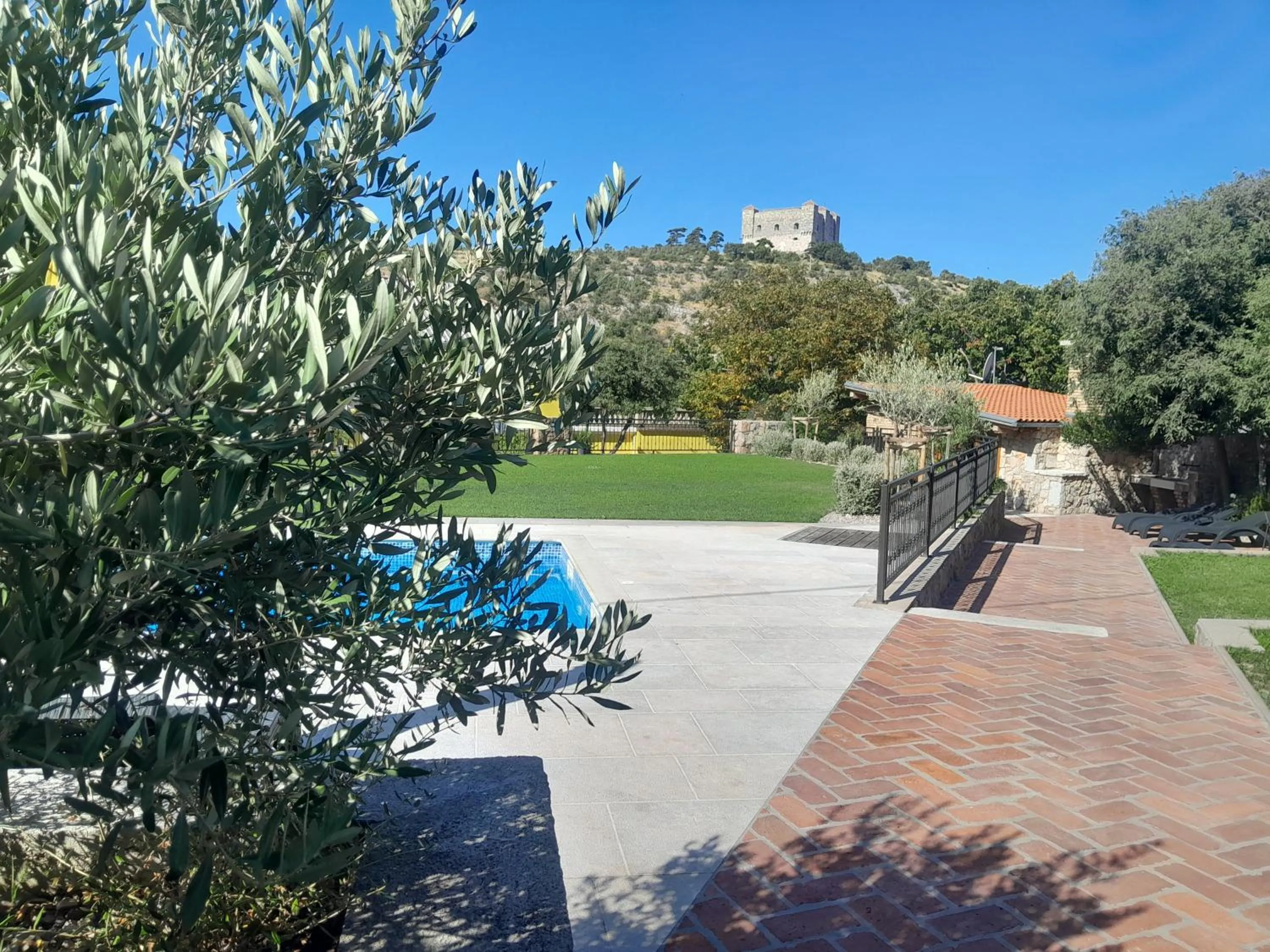 Garden view in Guesthouse Ruža - apartments