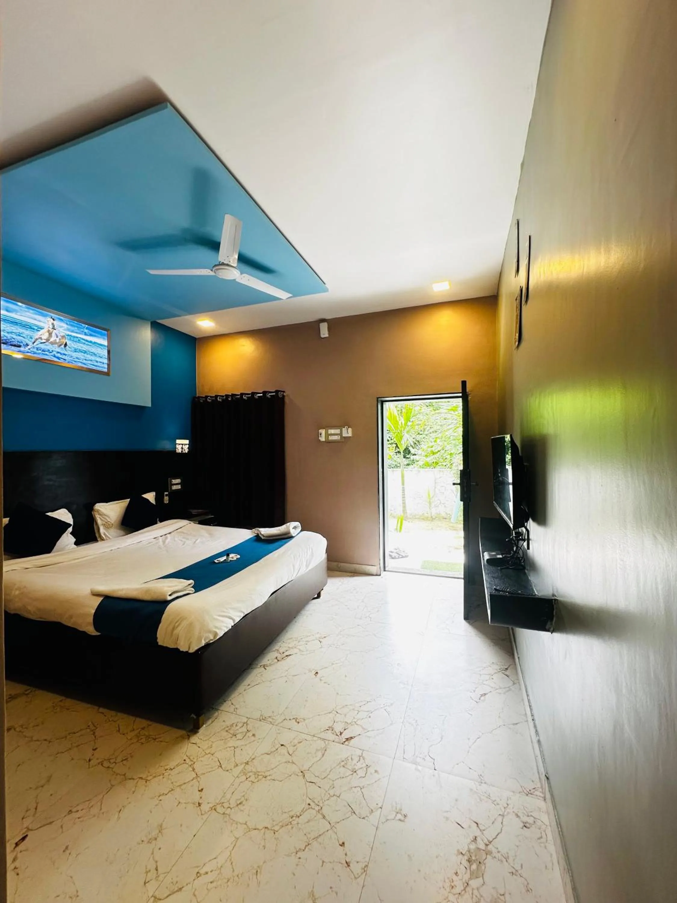 Bed in Golden Pearl Resort By Gemstone Hospitality
