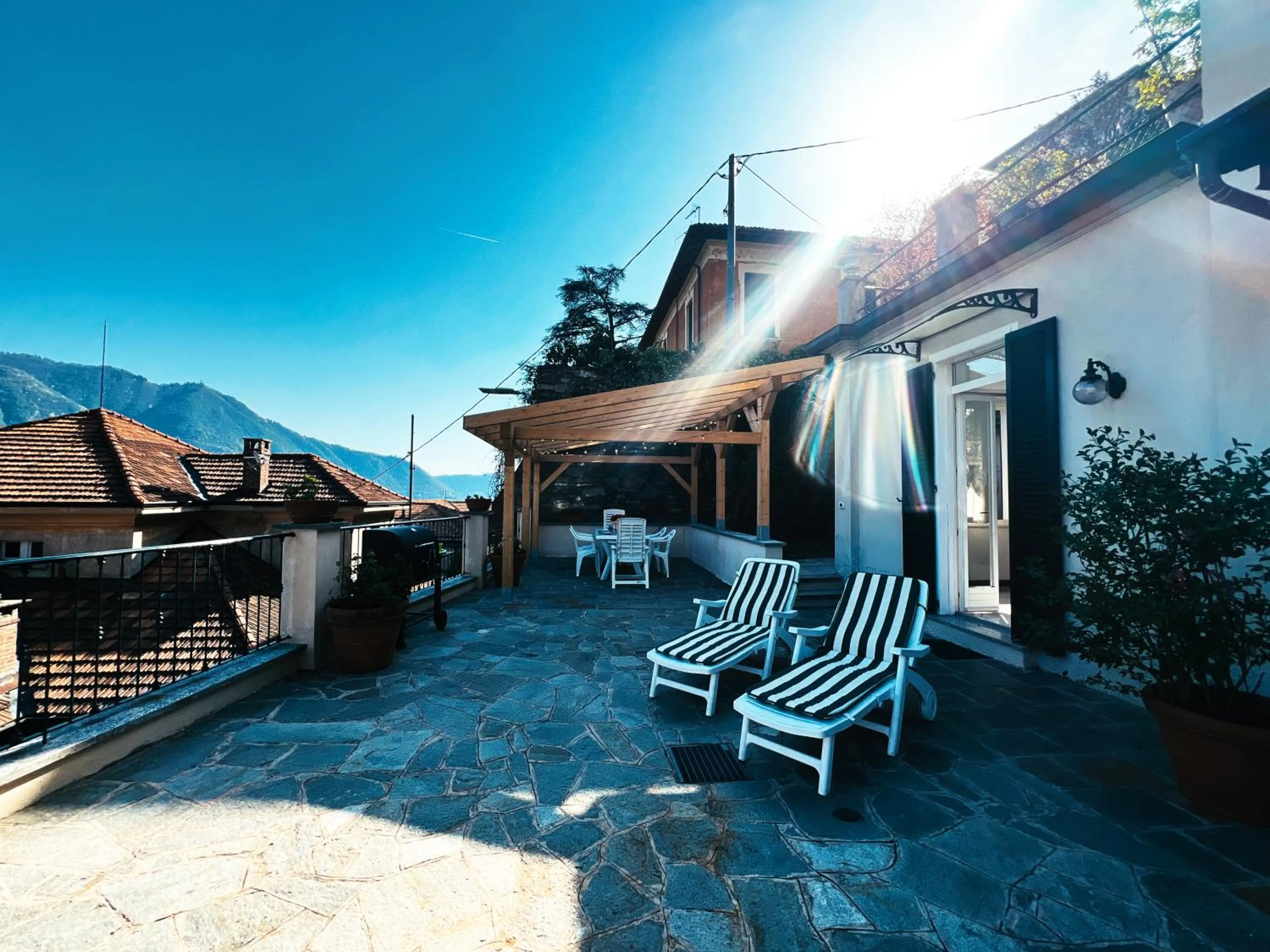 Balcony/Terrace in Terrace Lake View Moltrasio