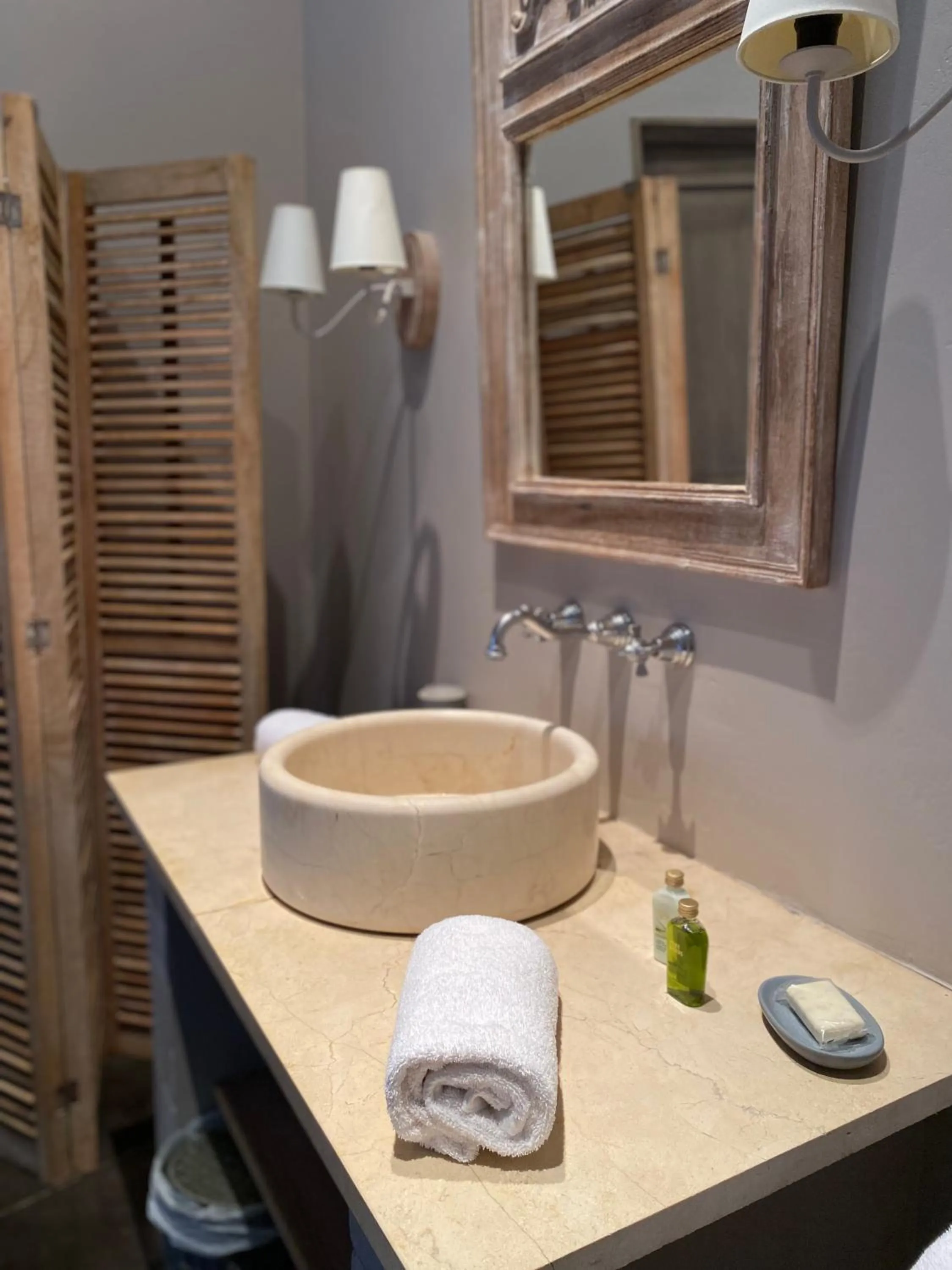 Bathroom in Les Jardins de la Tour