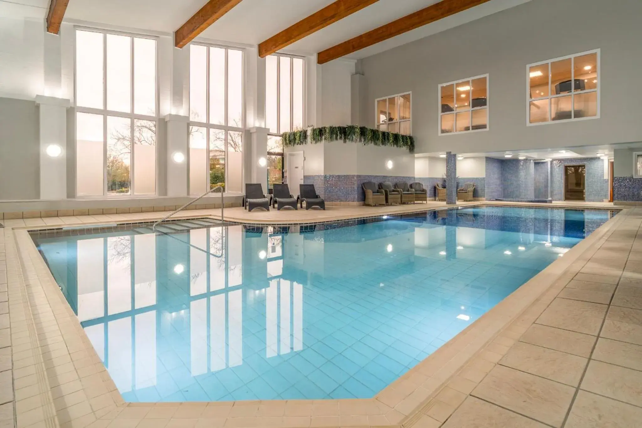 Swimming pool in Daresbury Park Hotel Swimming pool in Daresbury Park Hotel