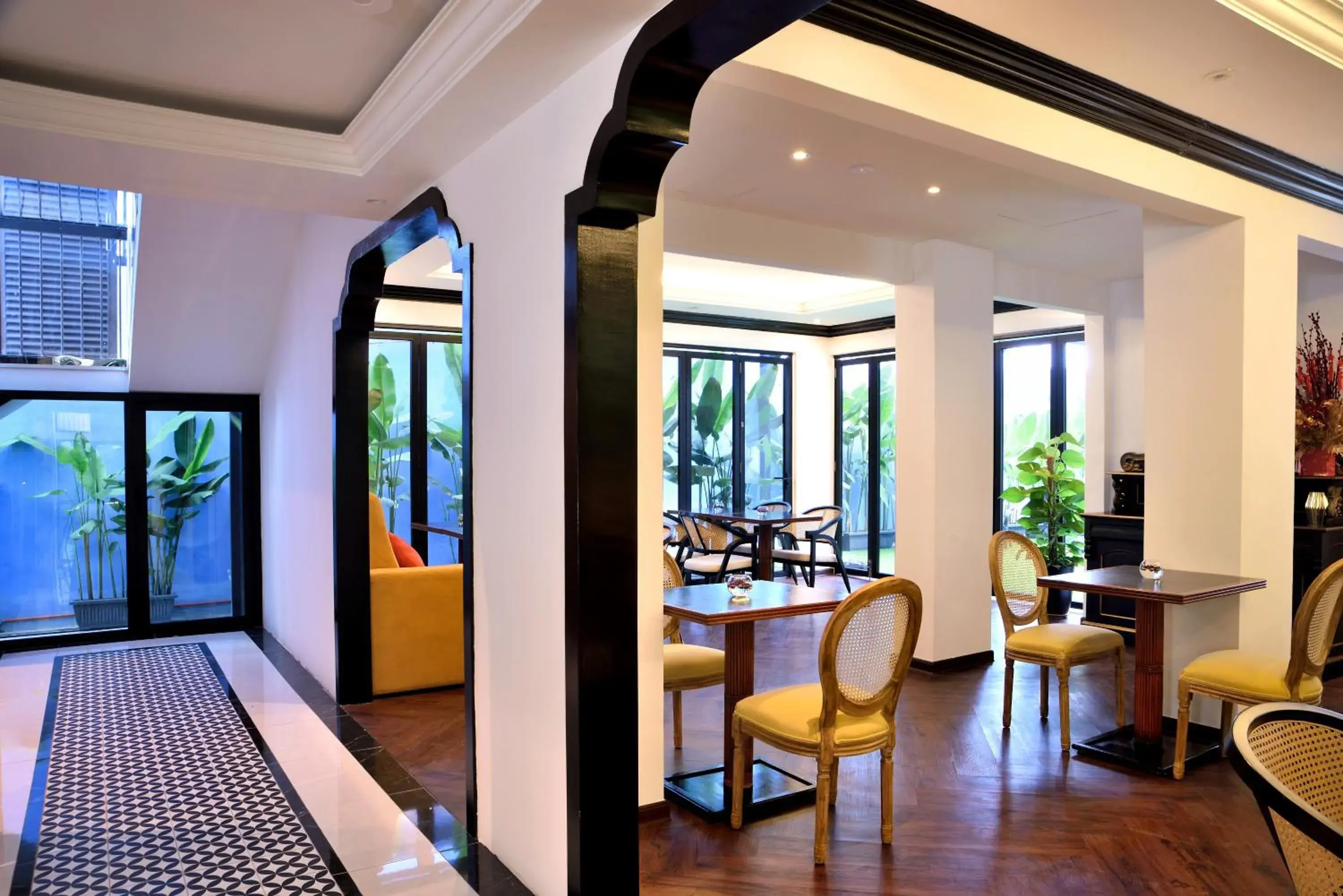 Restaurant/places to eat in The Leith Restaurant/places to eat in The Leith