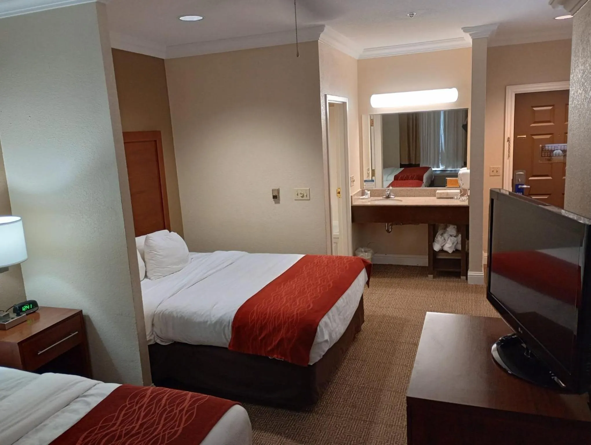 Bed in SAMIR Stay at NW Expressway