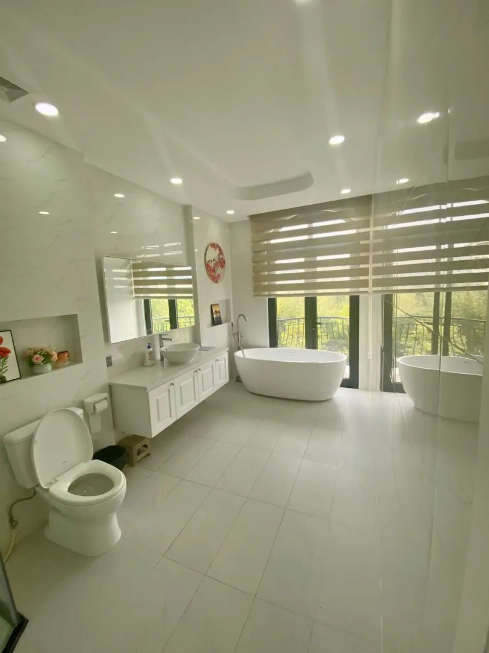 Toilet in UY LONG Homestay & Coffee