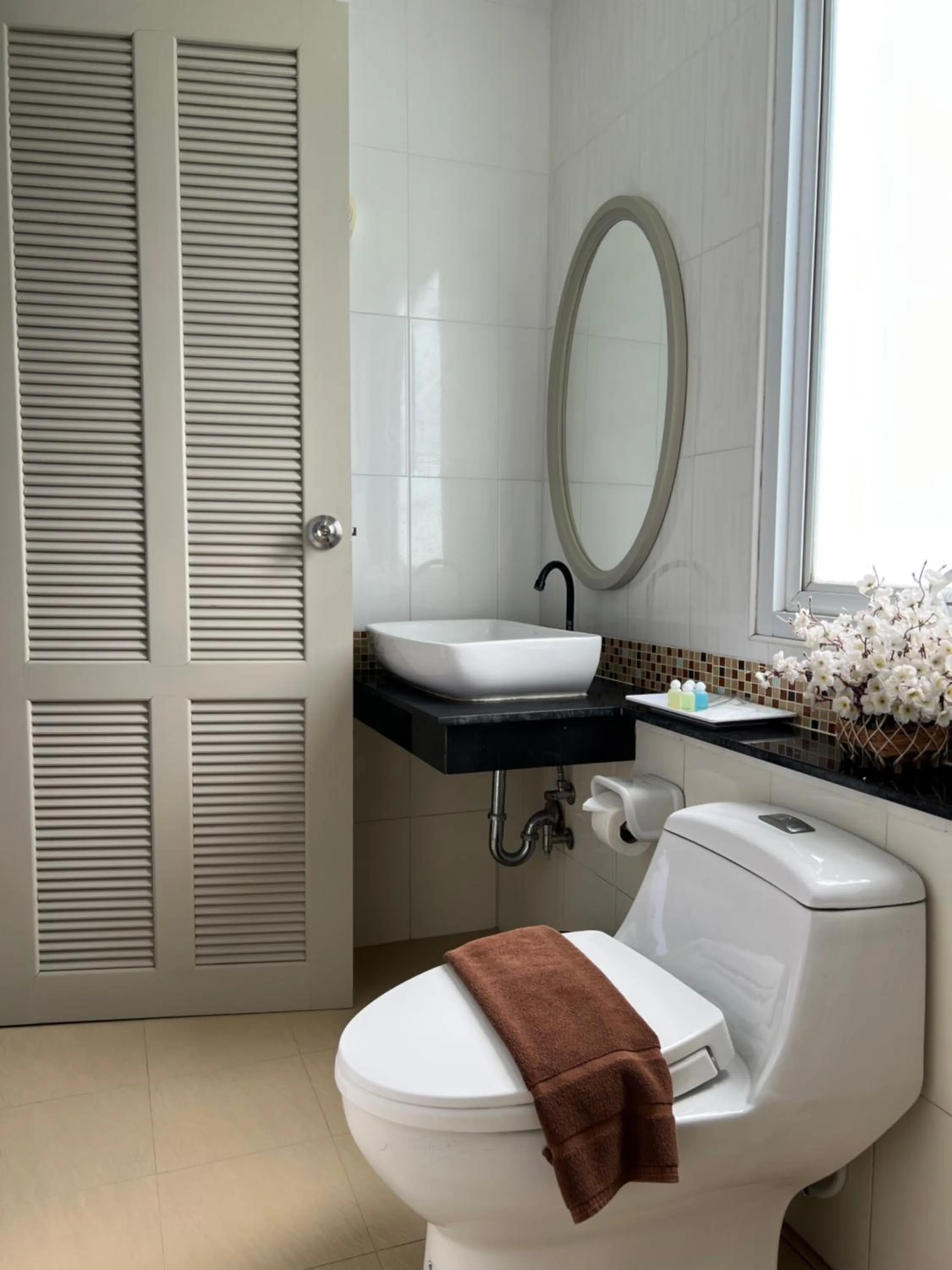 Ancora Y&W Boutique Hotel