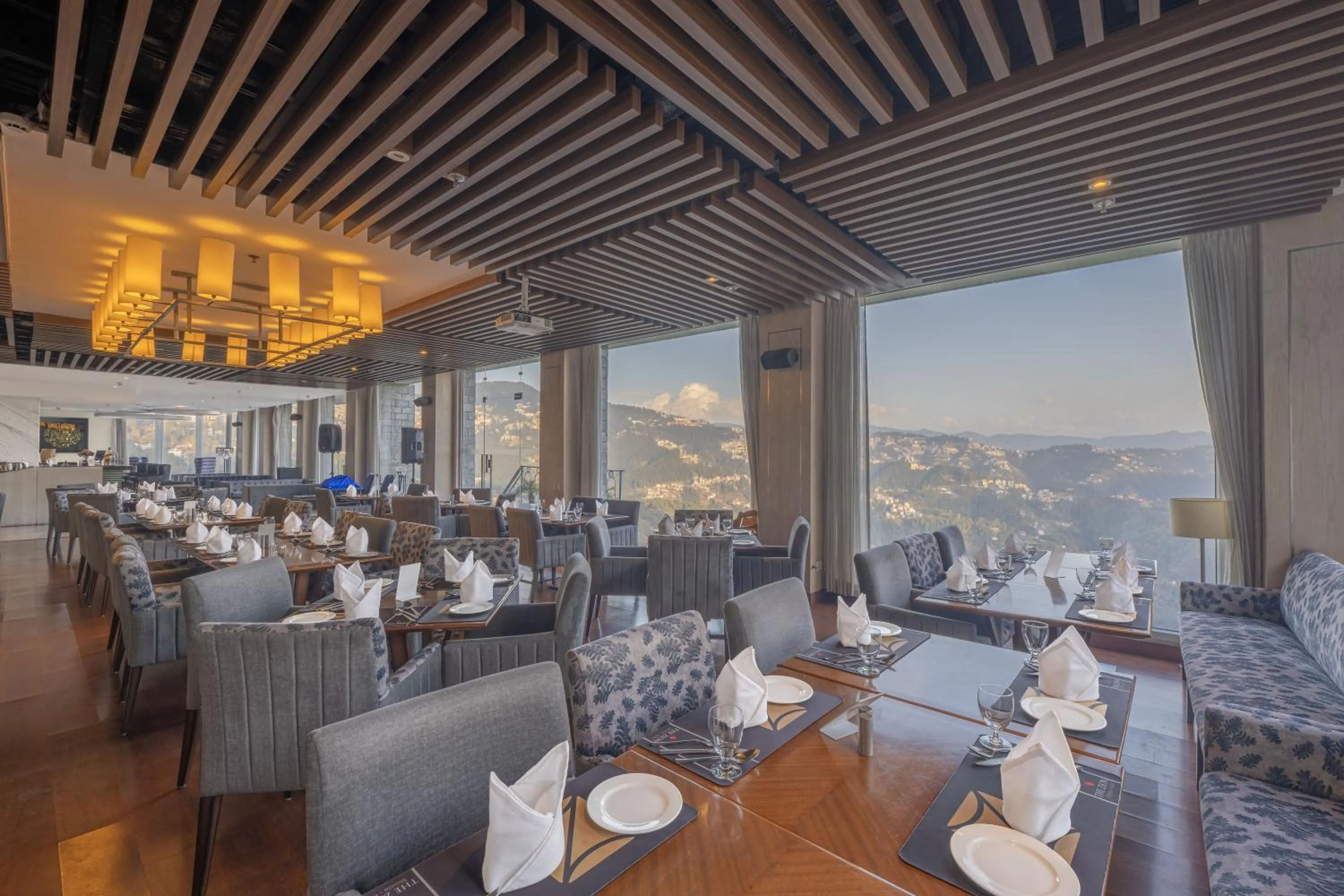 Restaurant/places to eat in Echor Shimla Hotel - The Zion