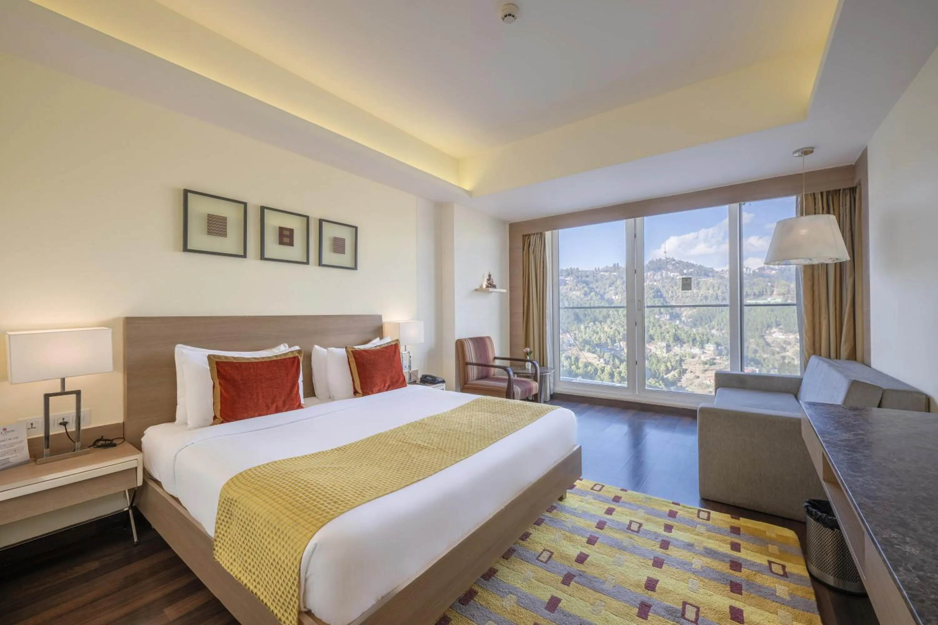 Bed in Echor Shimla Hotel - The Zion