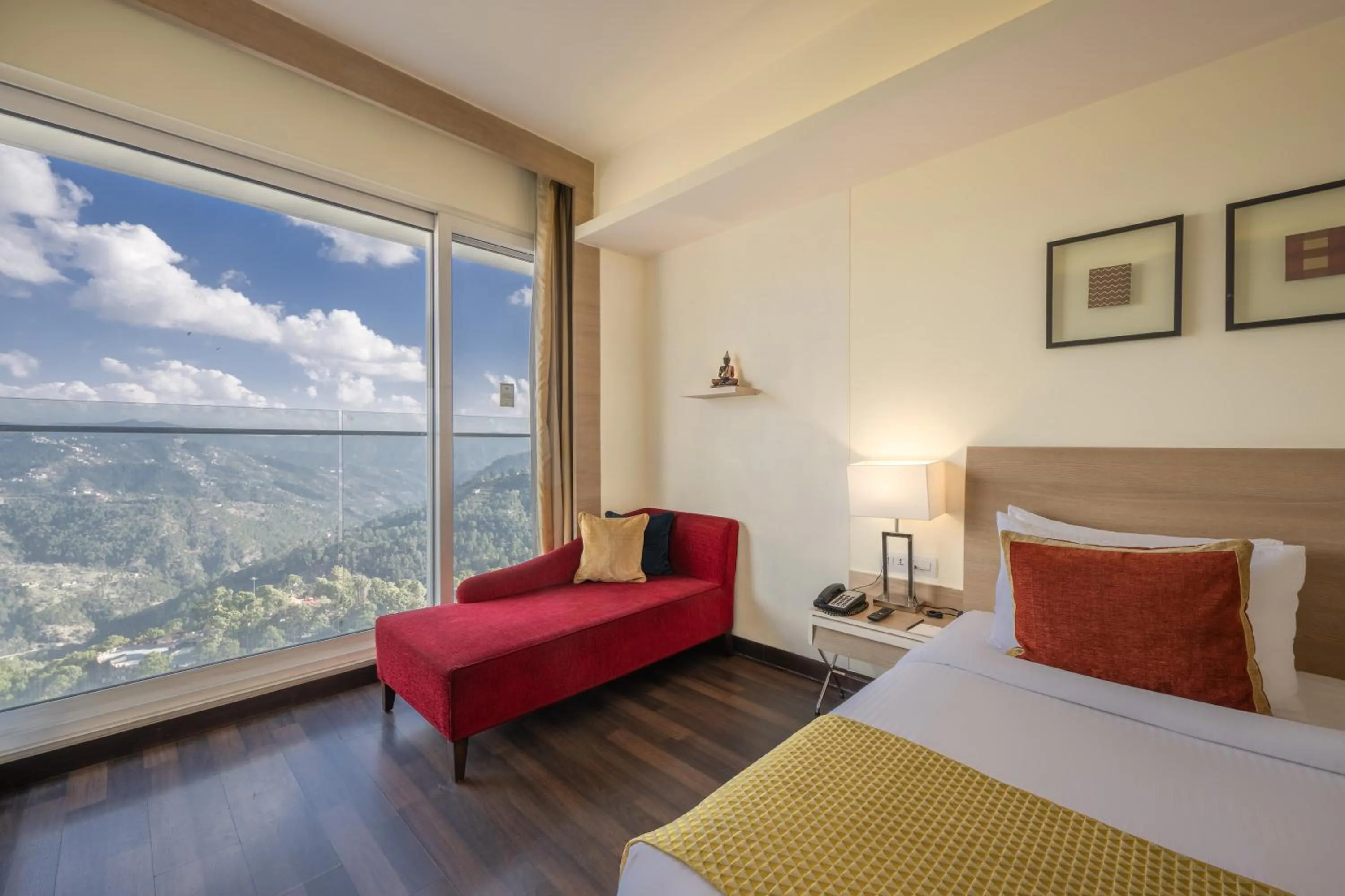 Bed in Echor Shimla Hotel - The Zion