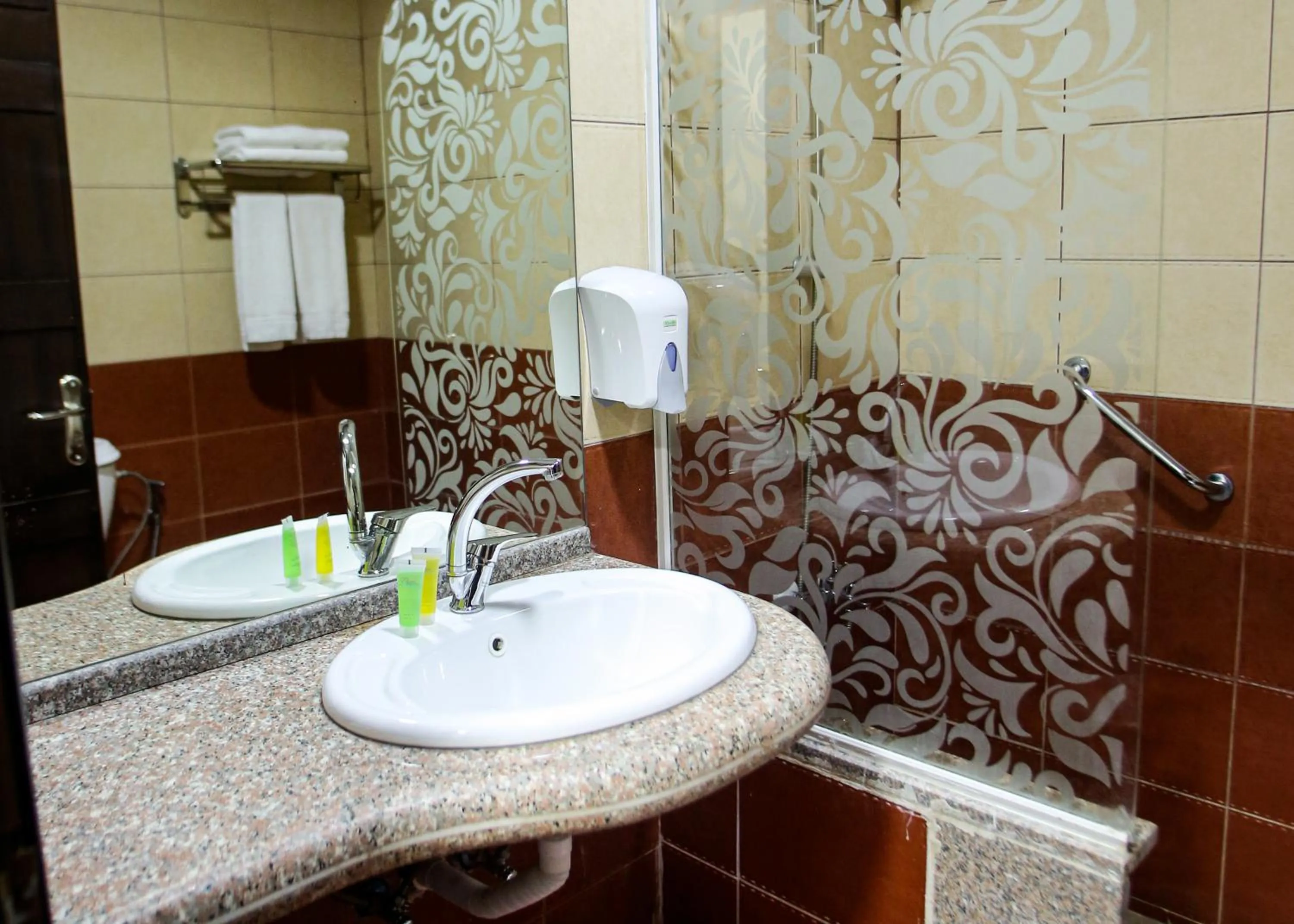 Shower in Seraj Amman Hotel