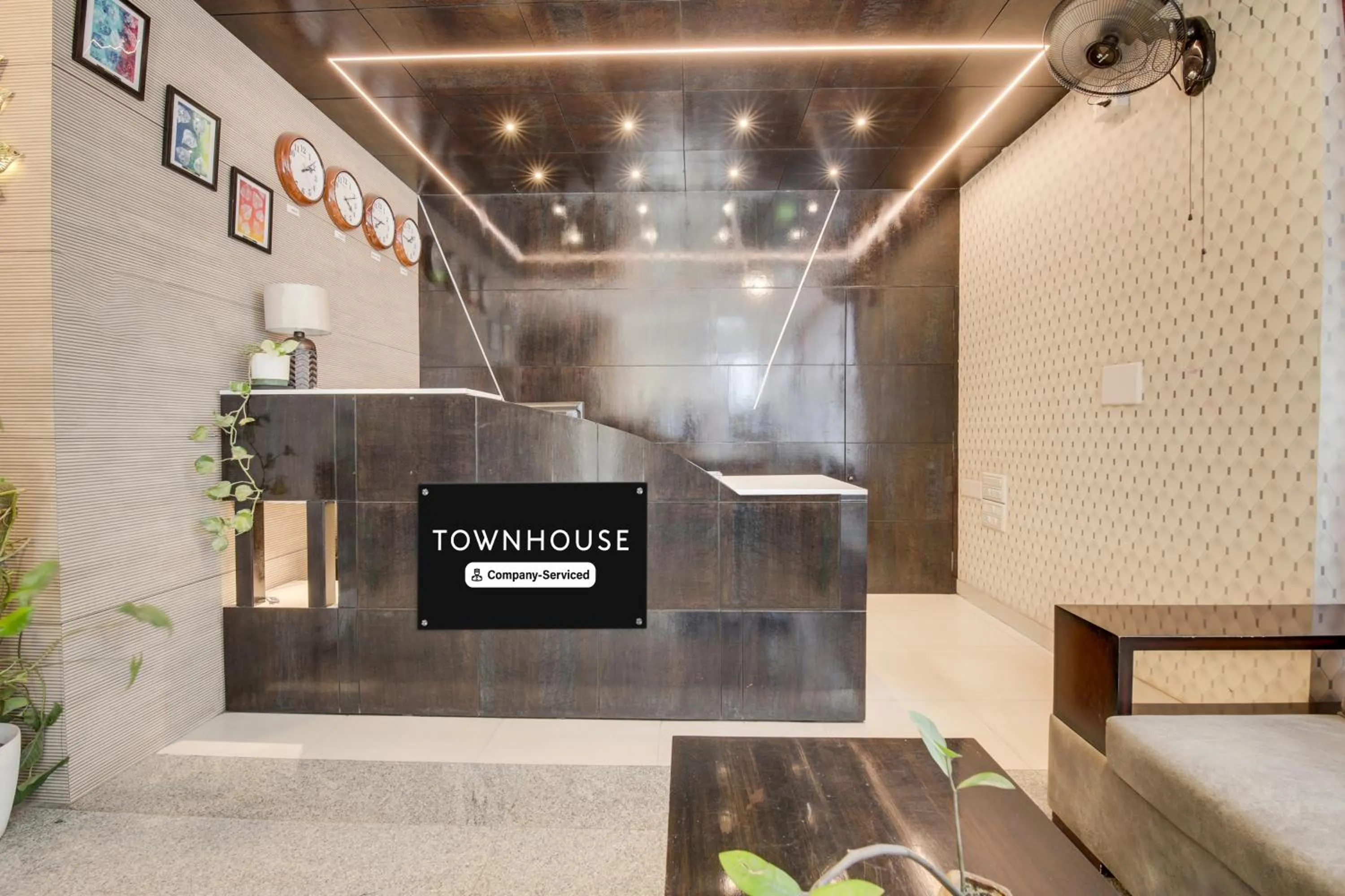 Lobby or reception in Super Townhouse HBR Layout