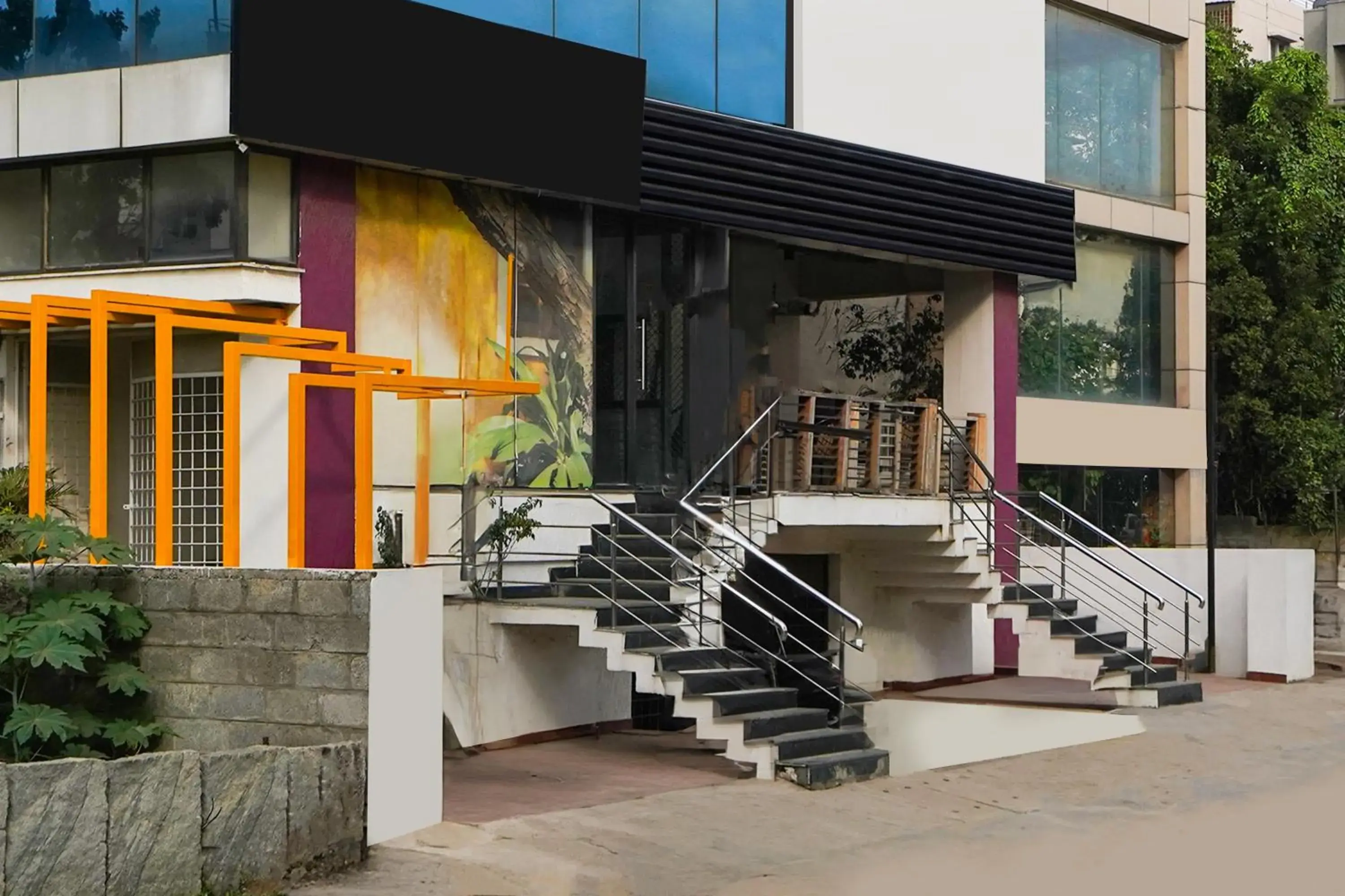 Facade/entrance in Super Townhouse HBR Layout Facade/entrance in Super Townhouse HBR Layout