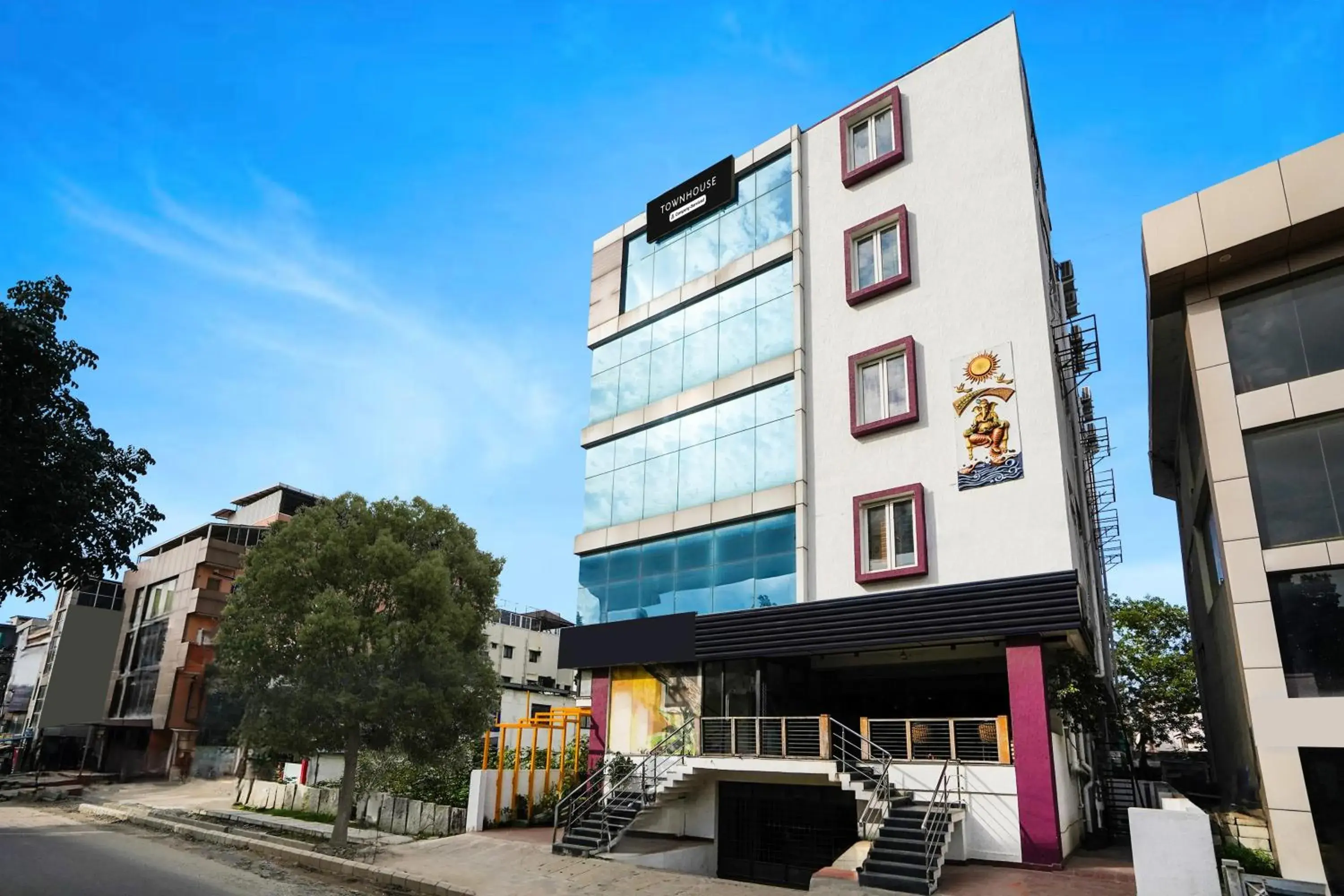 Facade/entrance in Super Townhouse HBR Layout Facade/entrance in Super Townhouse HBR Layout