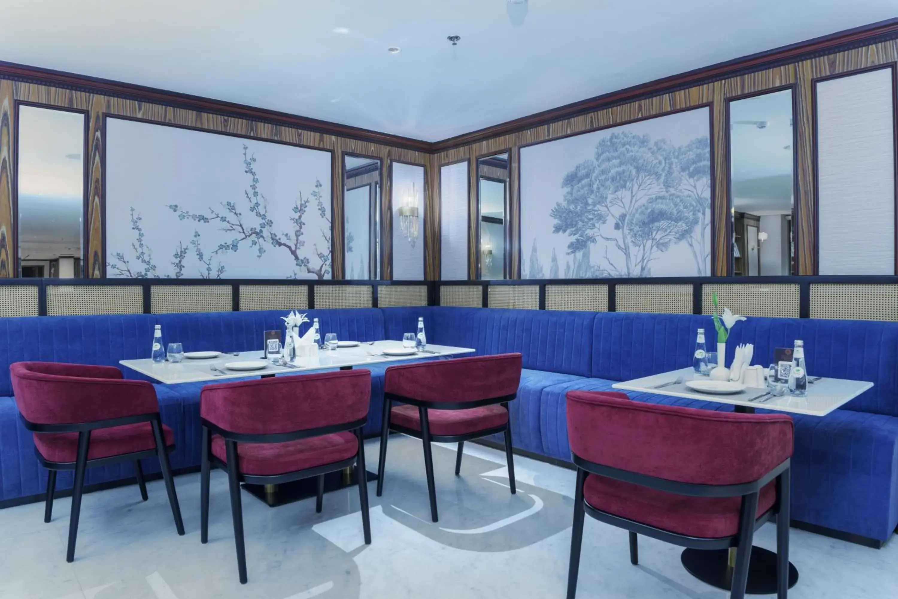 Restaurant/places to eat in Larichy Hotel Tabuk Restaurant/places to eat in Larichy Hotel Tabuk