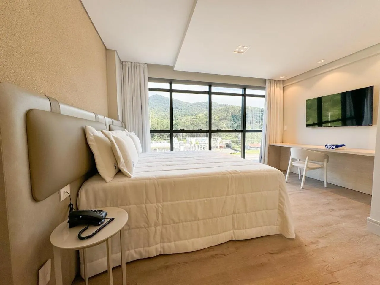 Photo of the whole room, Bed in Blue Sea Hotel