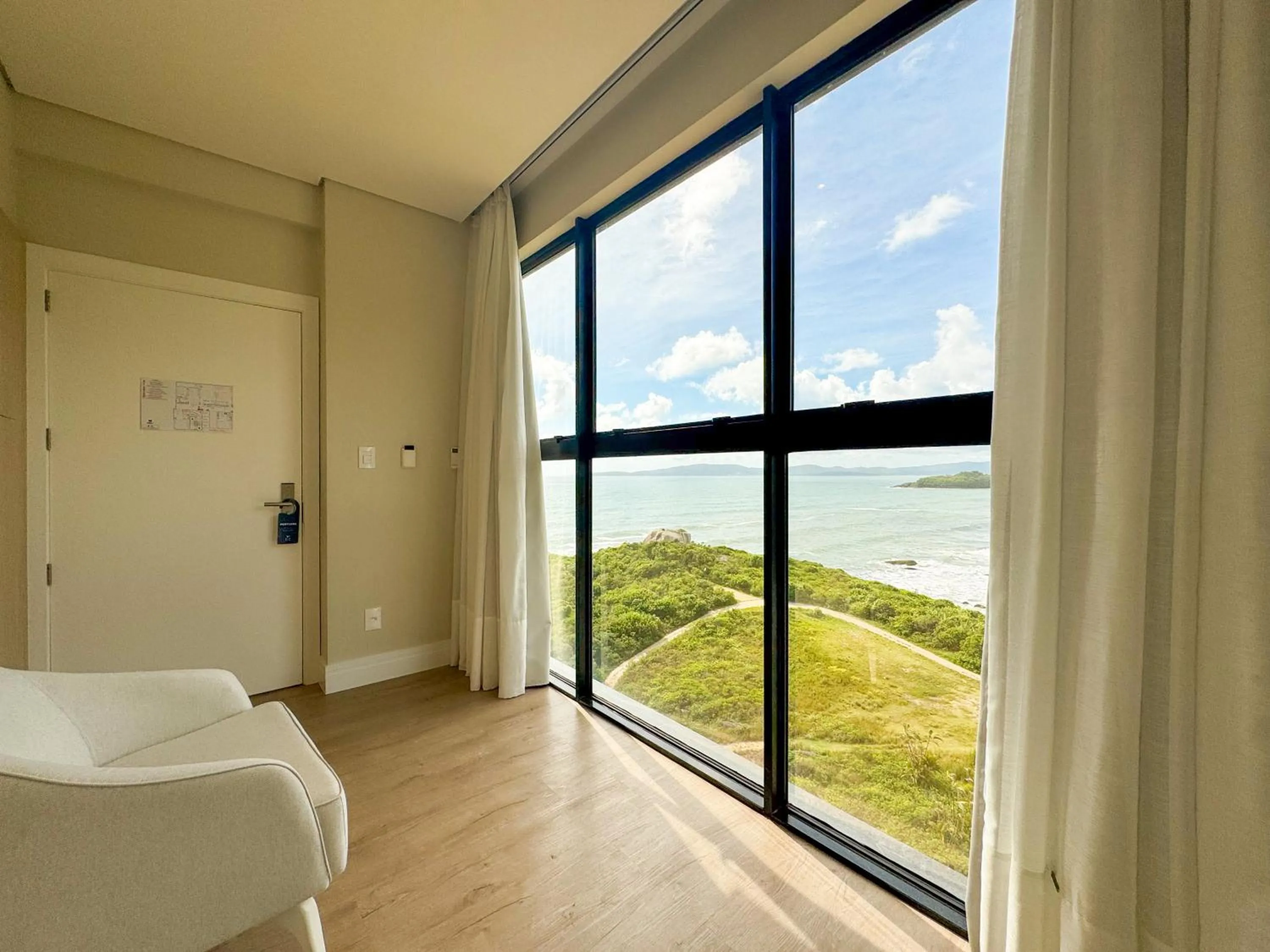 View (from property/room), Bed in Blue Sea Hotel