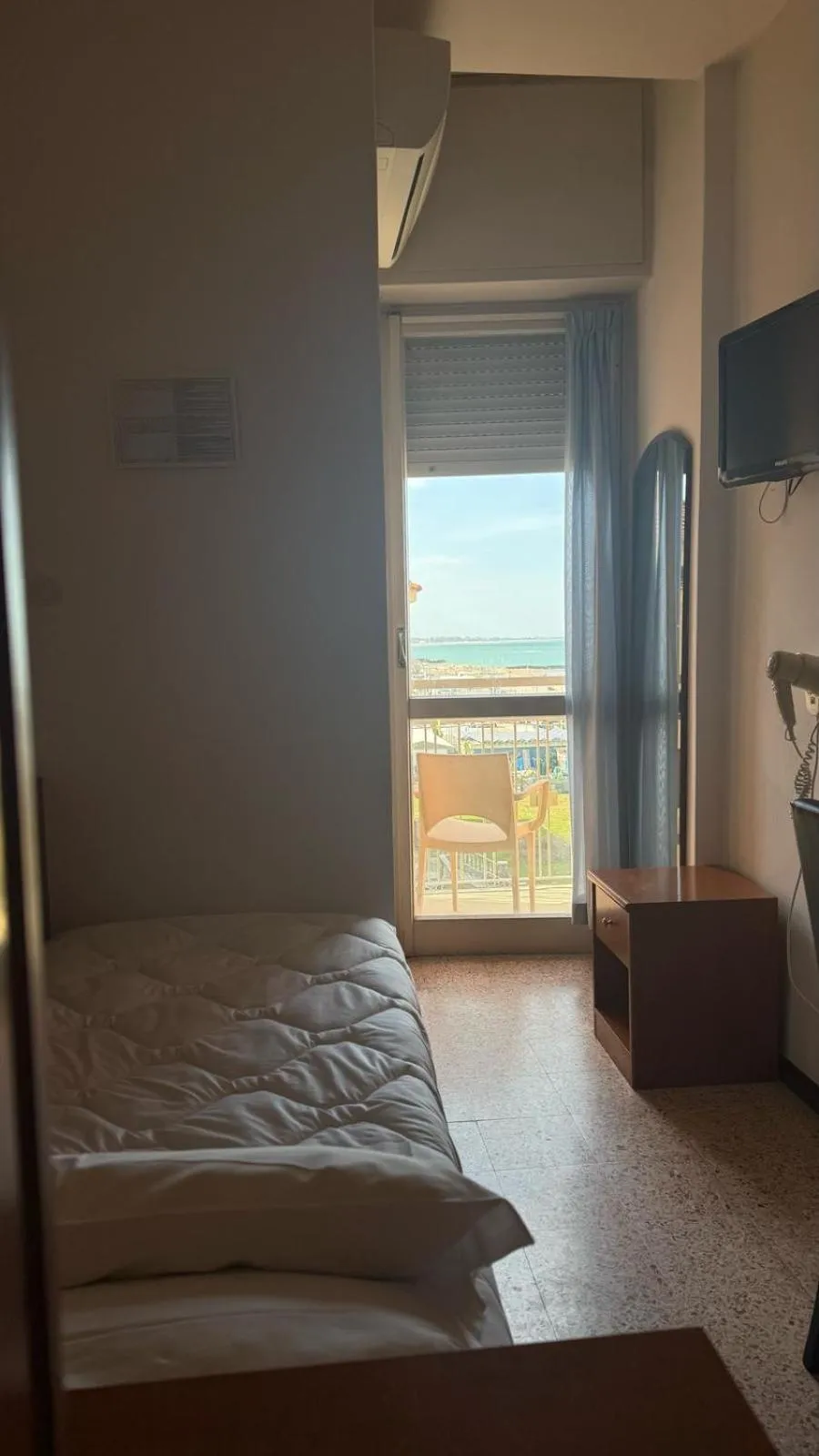 Bed in Diplomat Marine