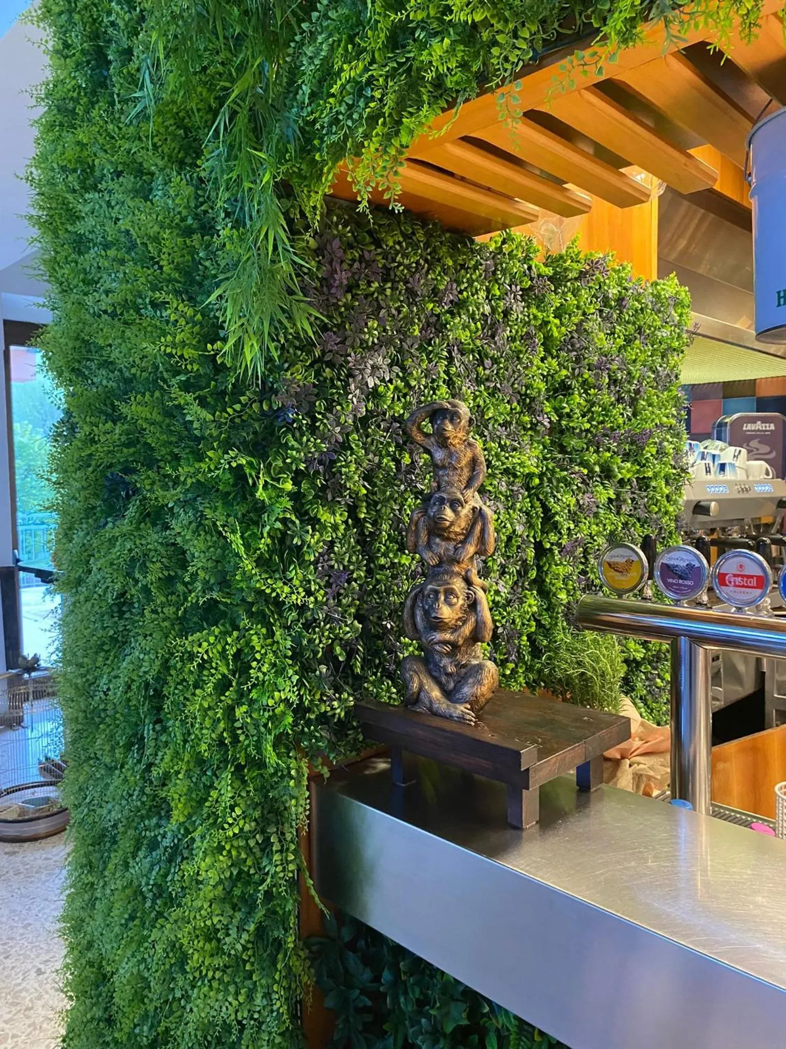 Lounge or bar in Diplomat Marine