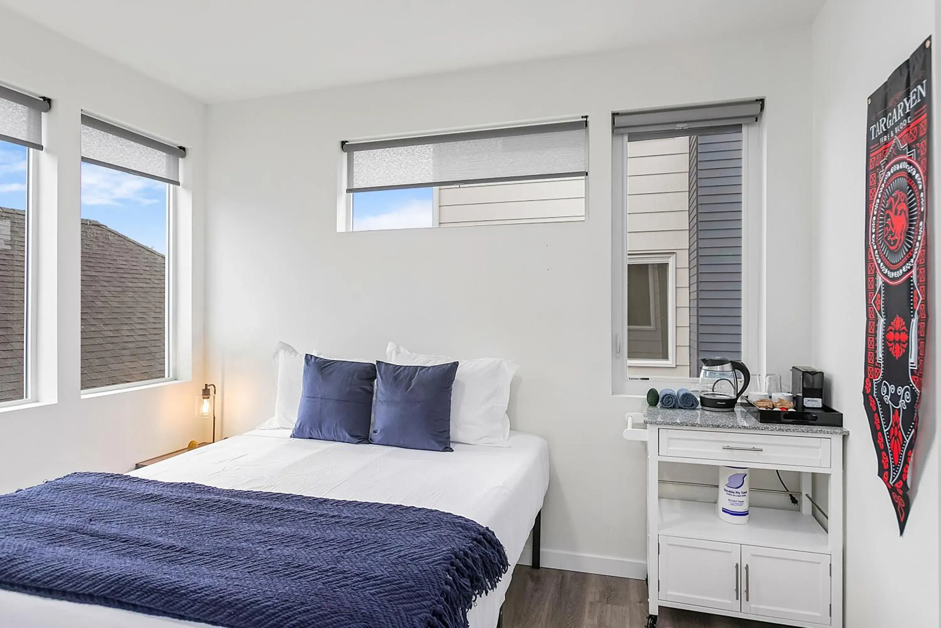 Bed in Dreamfyre's Ancient Dragon Horn Sweet Suite Bed in Dreamfyre's Ancient Dragon Horn Sweet Suite