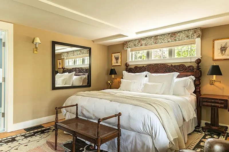 Bed in The Weston Hotel