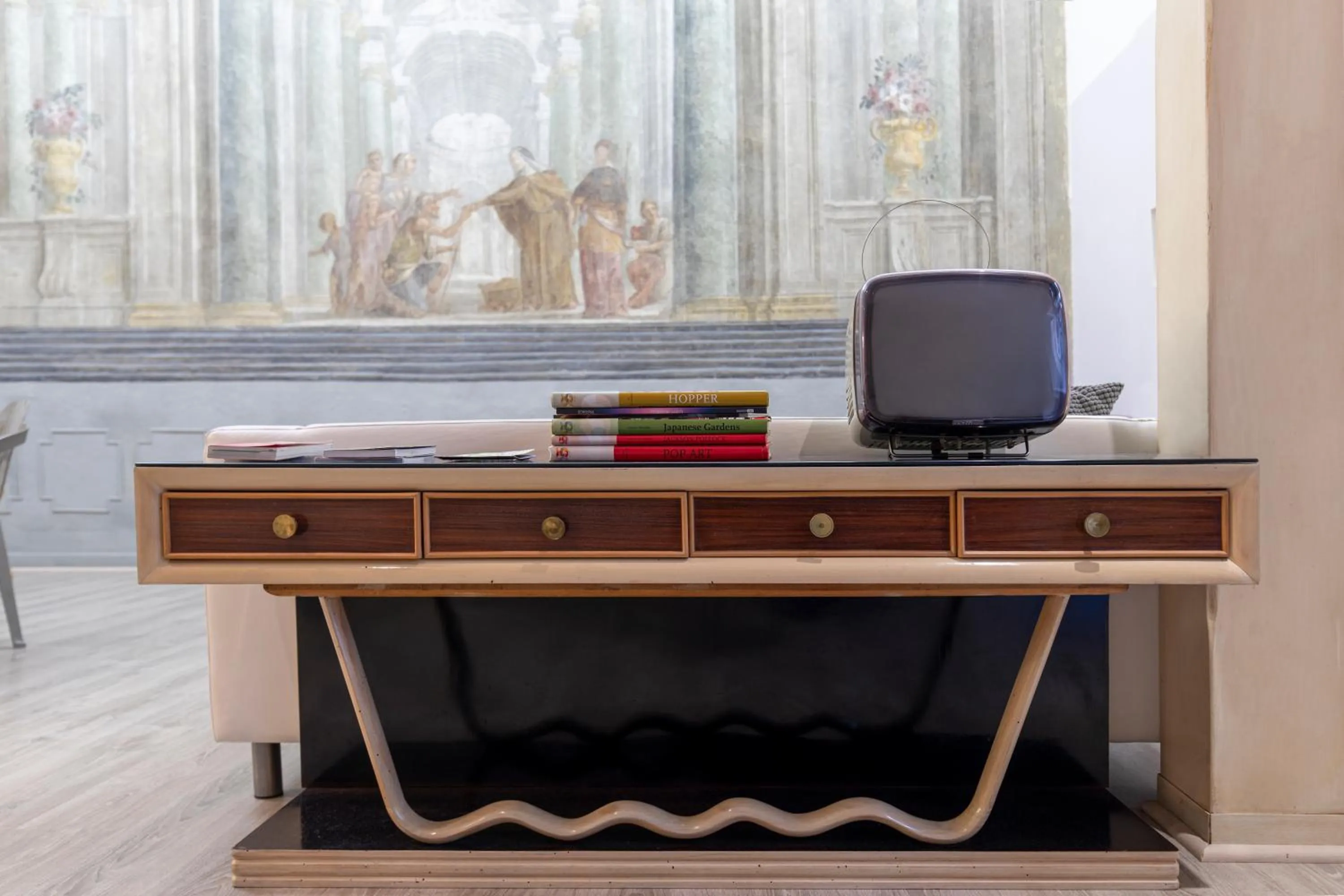 Decorative detail in Home & more Brigida