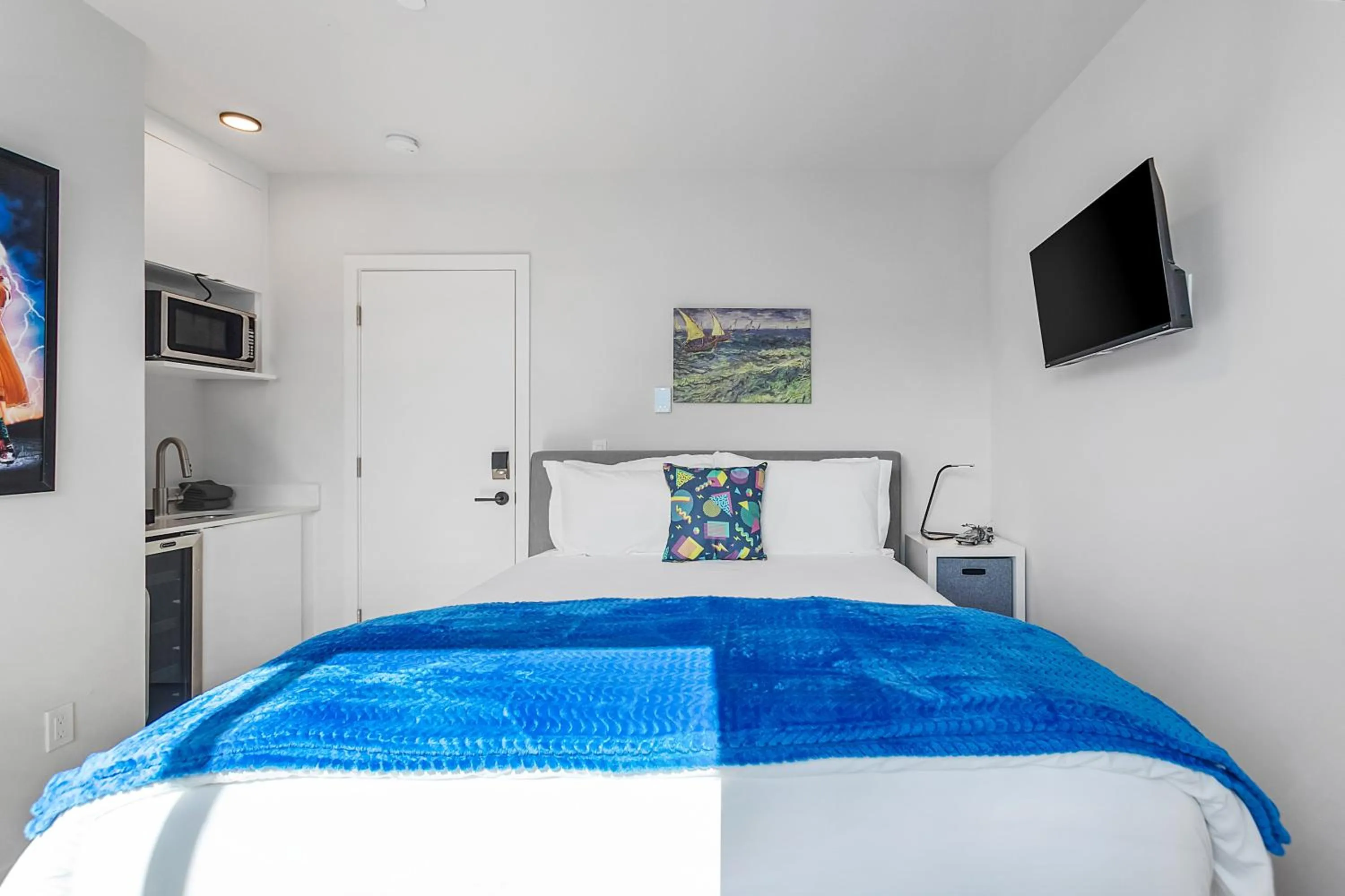 Bed in Back to The Future Sweet Suites