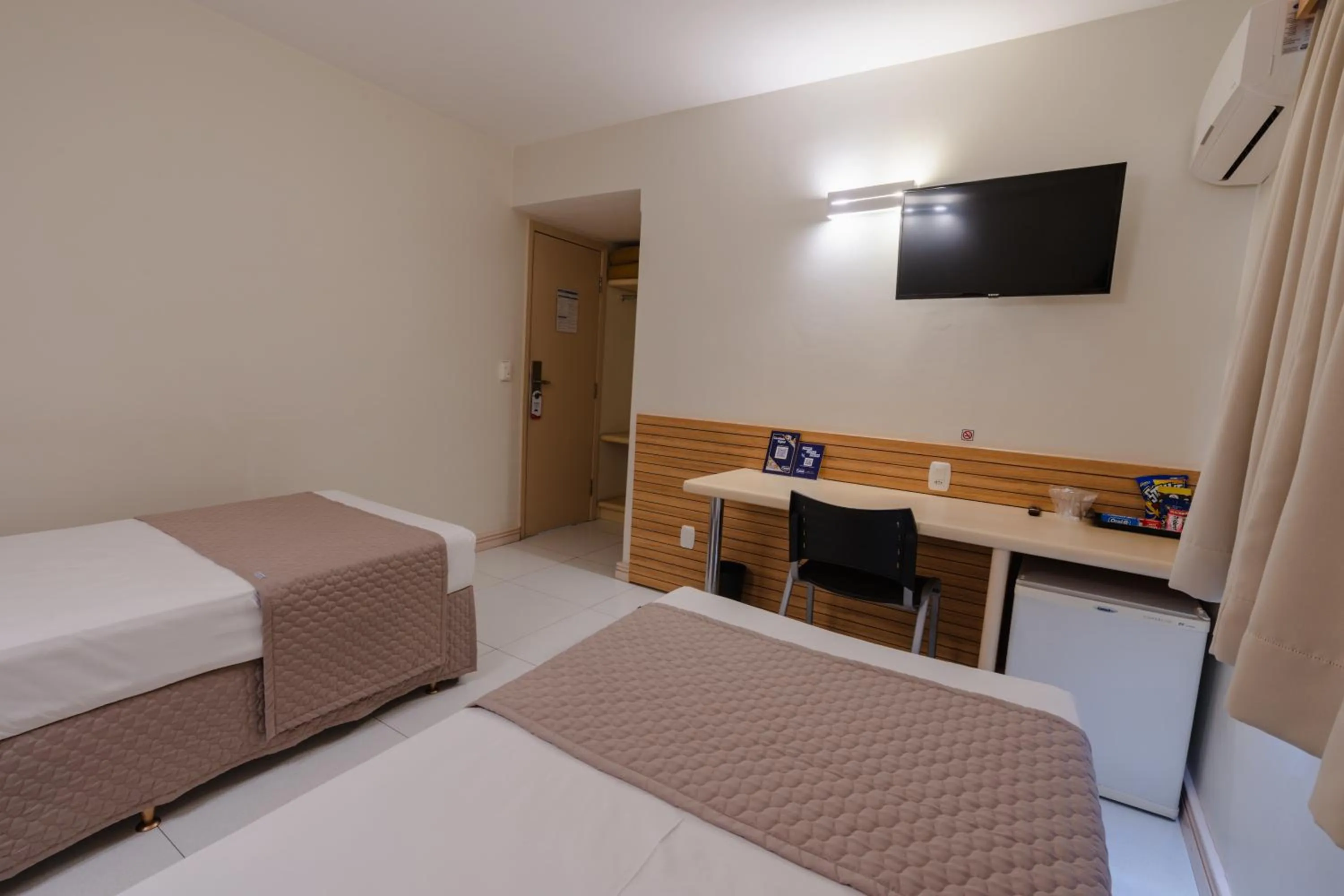 Bedroom, Bed in Hotel Caiuá Express Umuarama