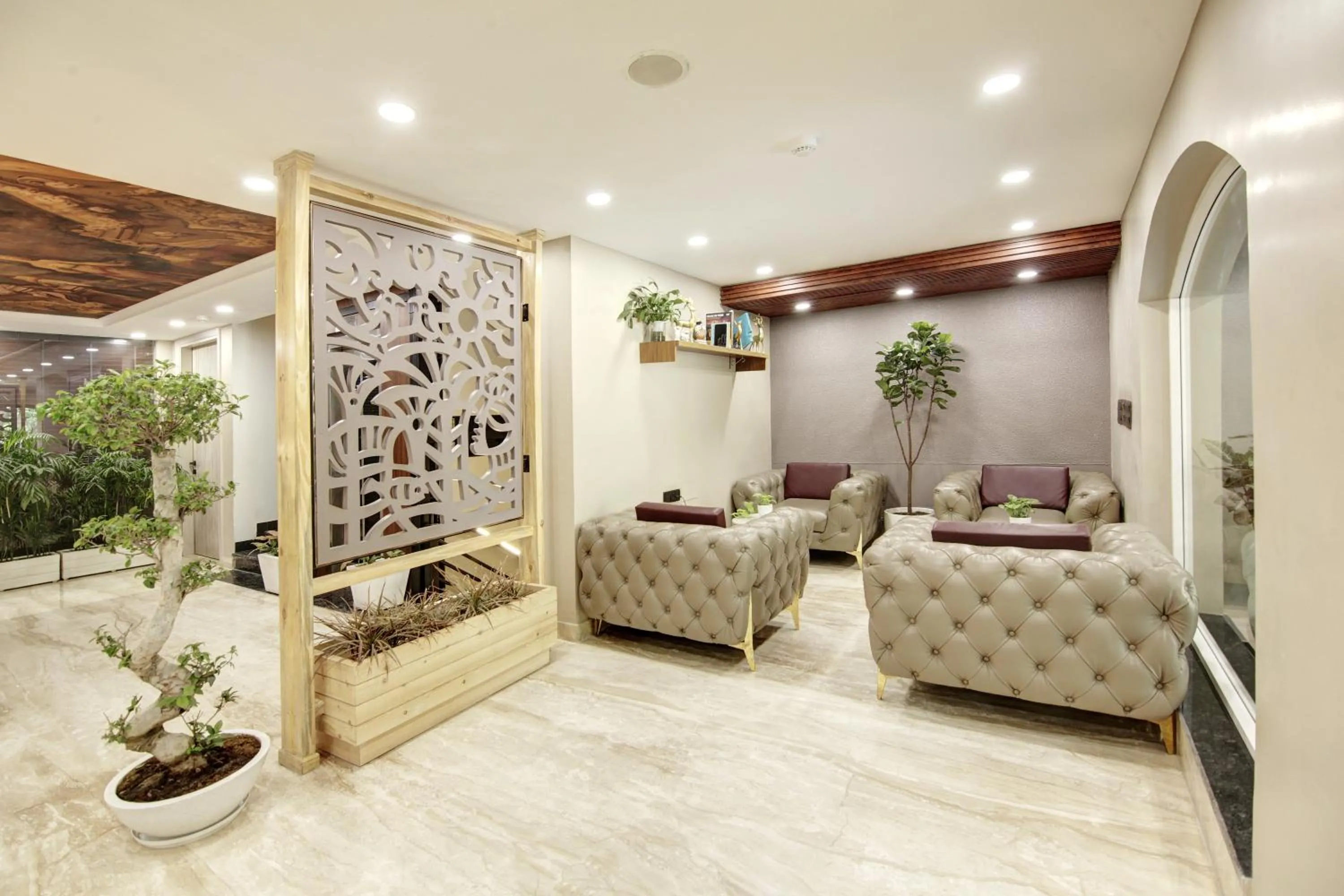 Property building in Hotel 91 Millennium Huda