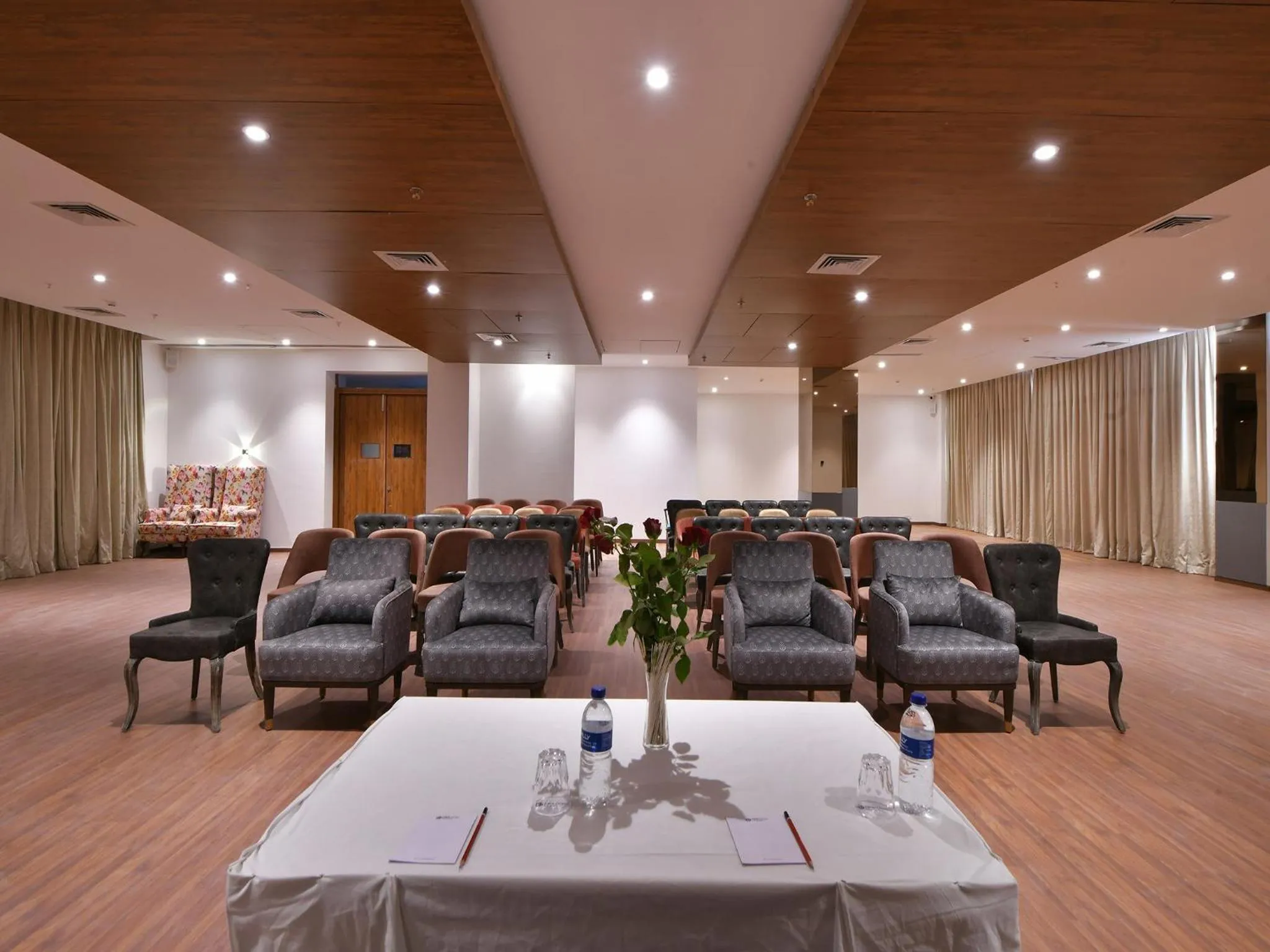 Clubhouse Hotel by CheckIn Morbi