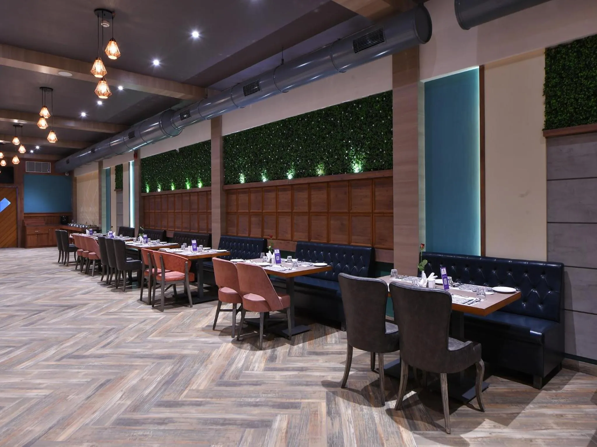 Clubhouse Hotel by CheckIn Morbi