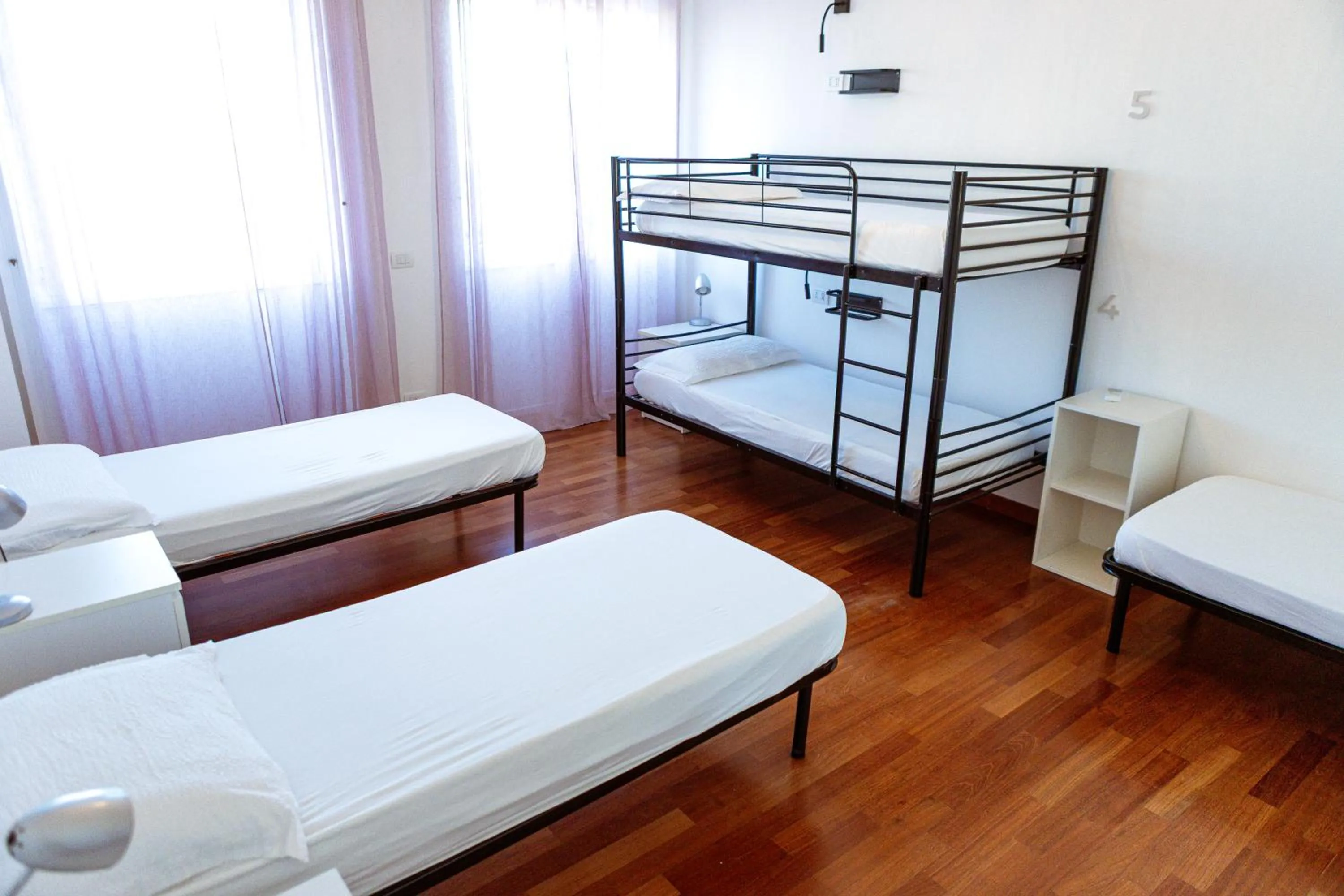 Bed in B&B Best Hostel Milano