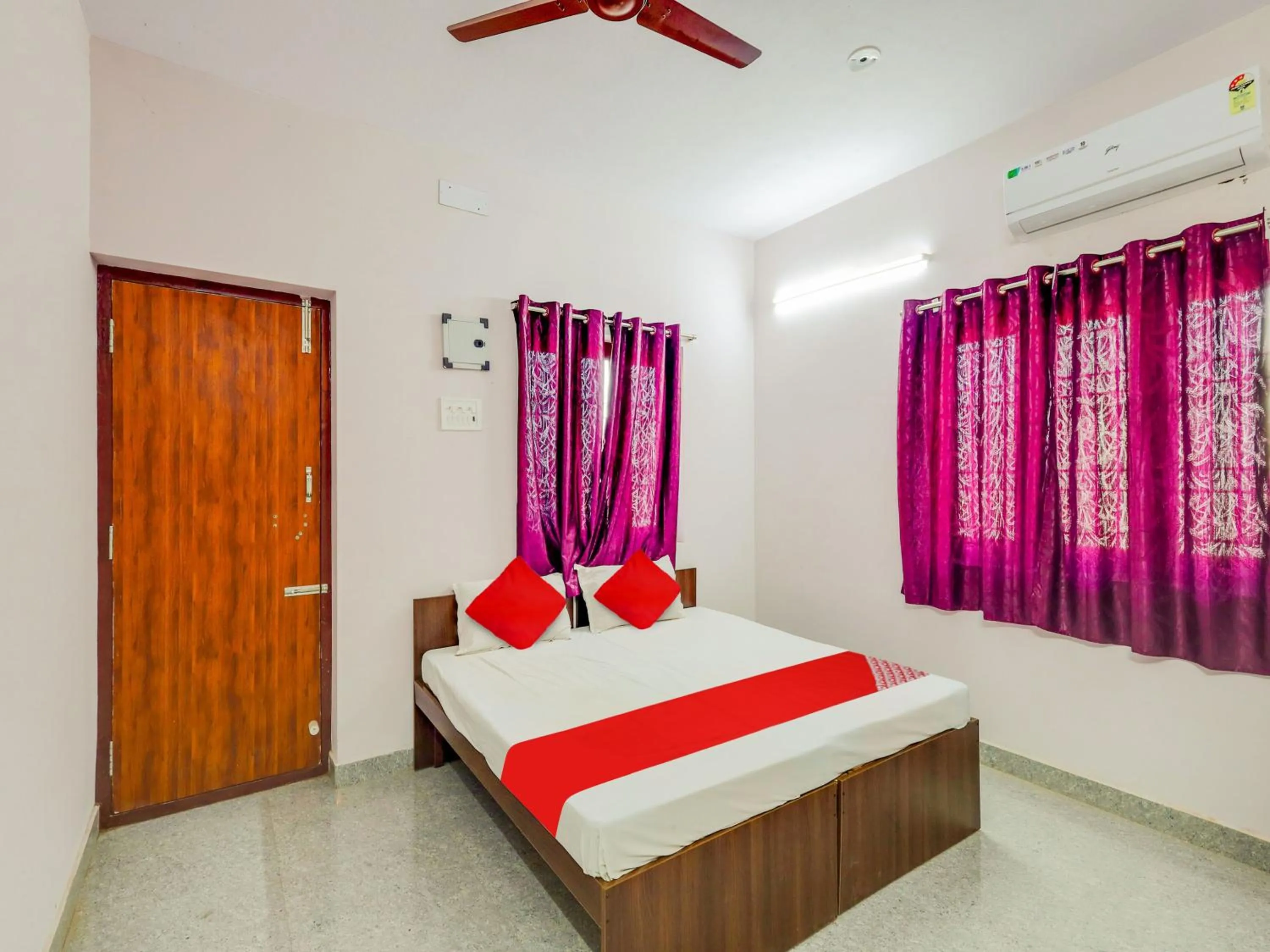 Bedroom in Hotel O Ram Residency
