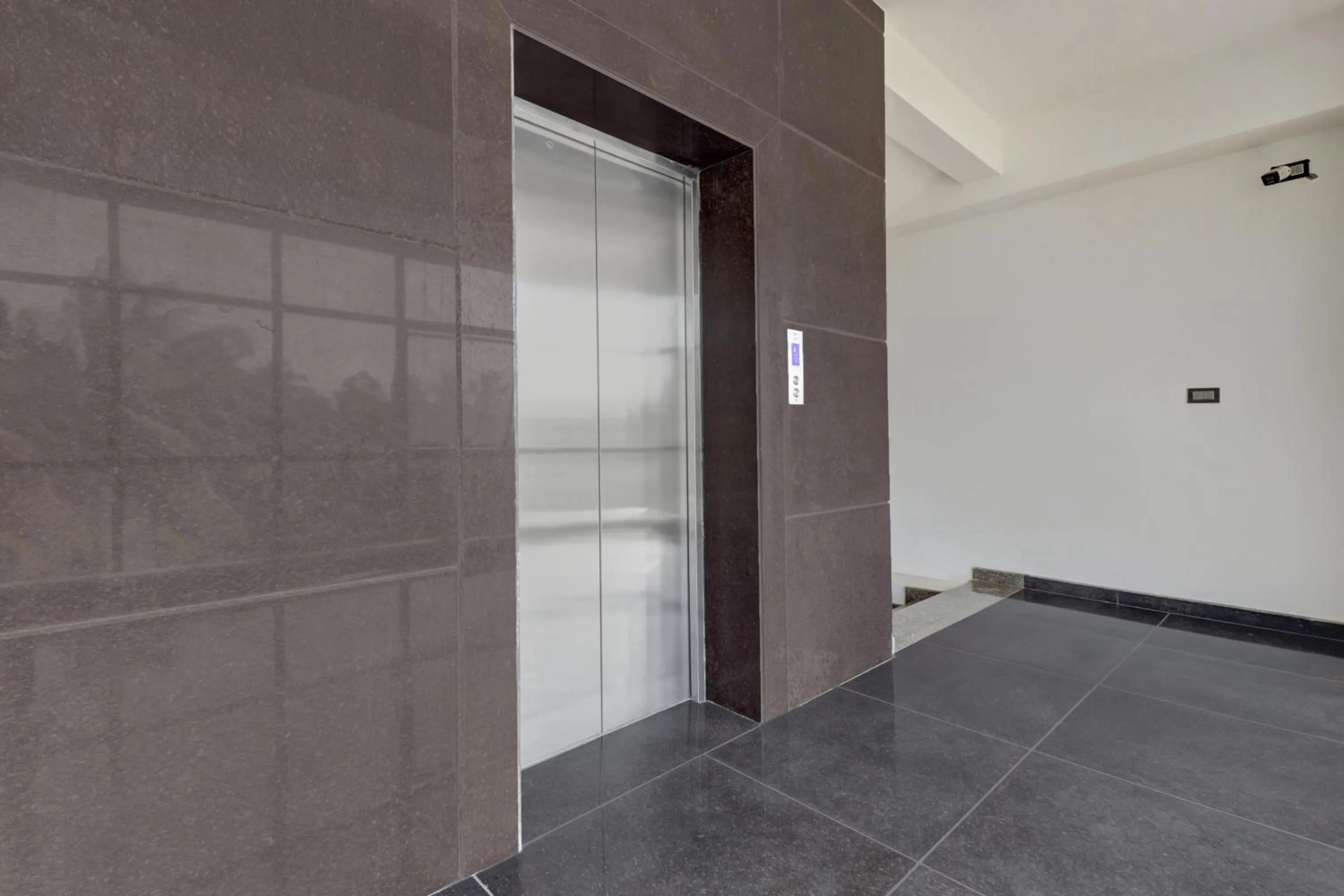 Lobby or reception in Hotel O J.K. Suites & Rooms