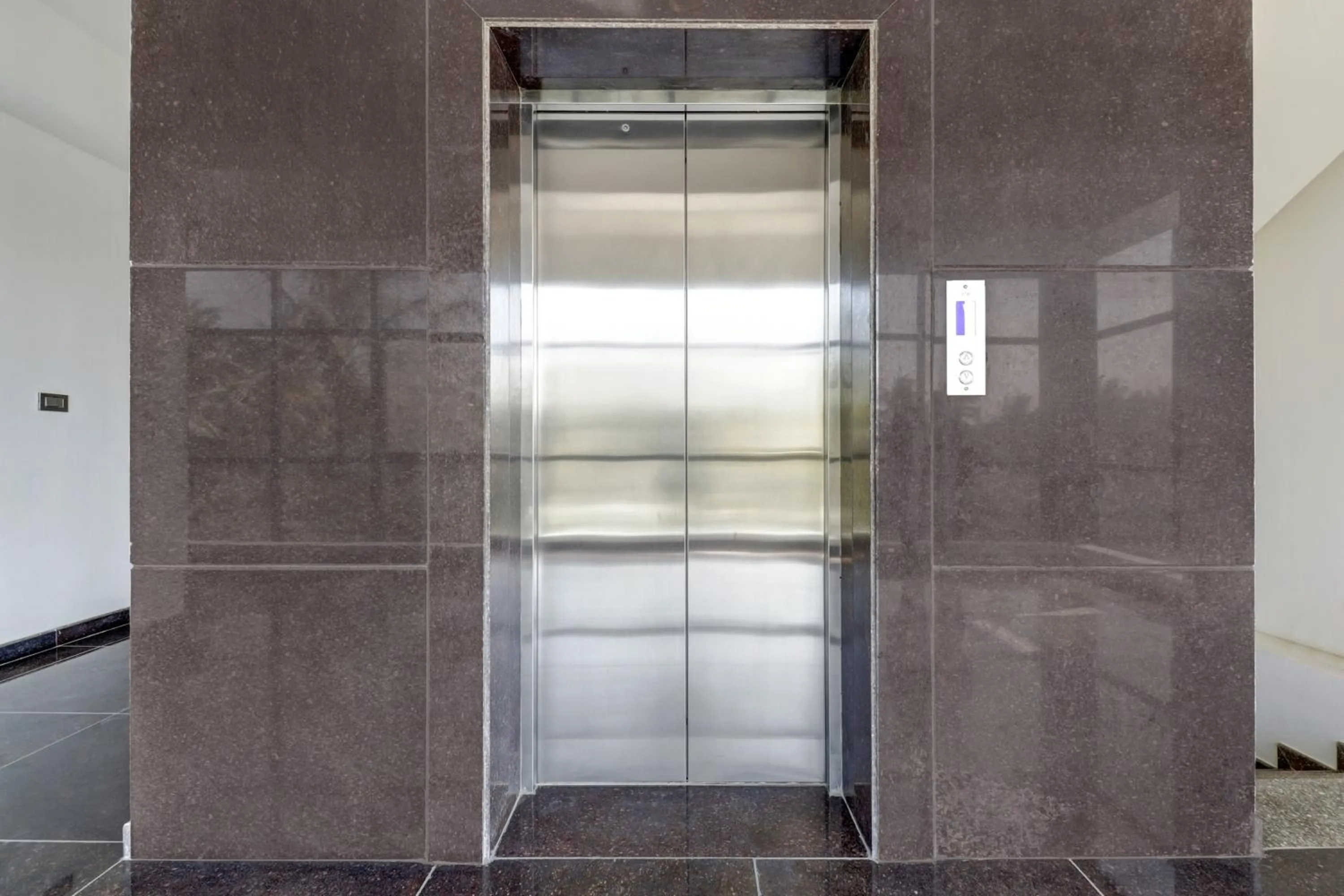 Lobby or reception in Hotel O J.K. Suites & Rooms