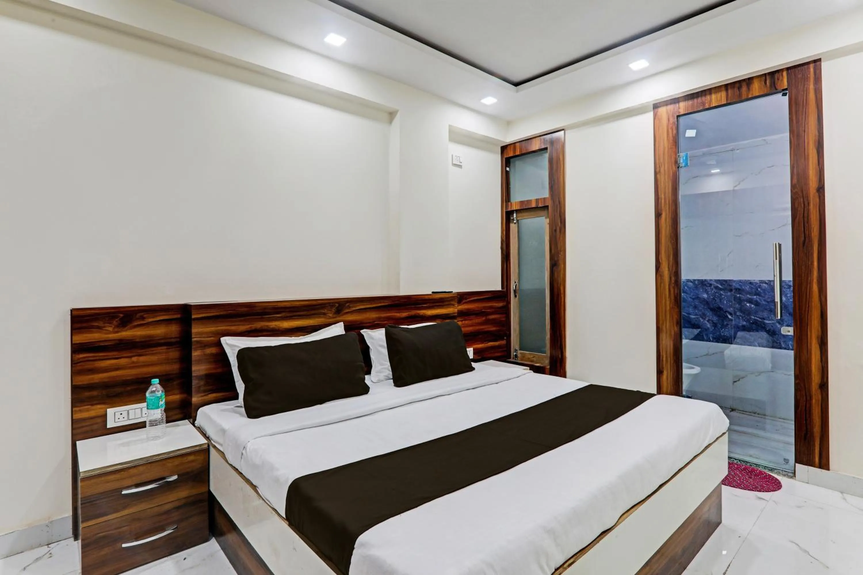 Bedroom, Bed in Collection O Mitra Inn