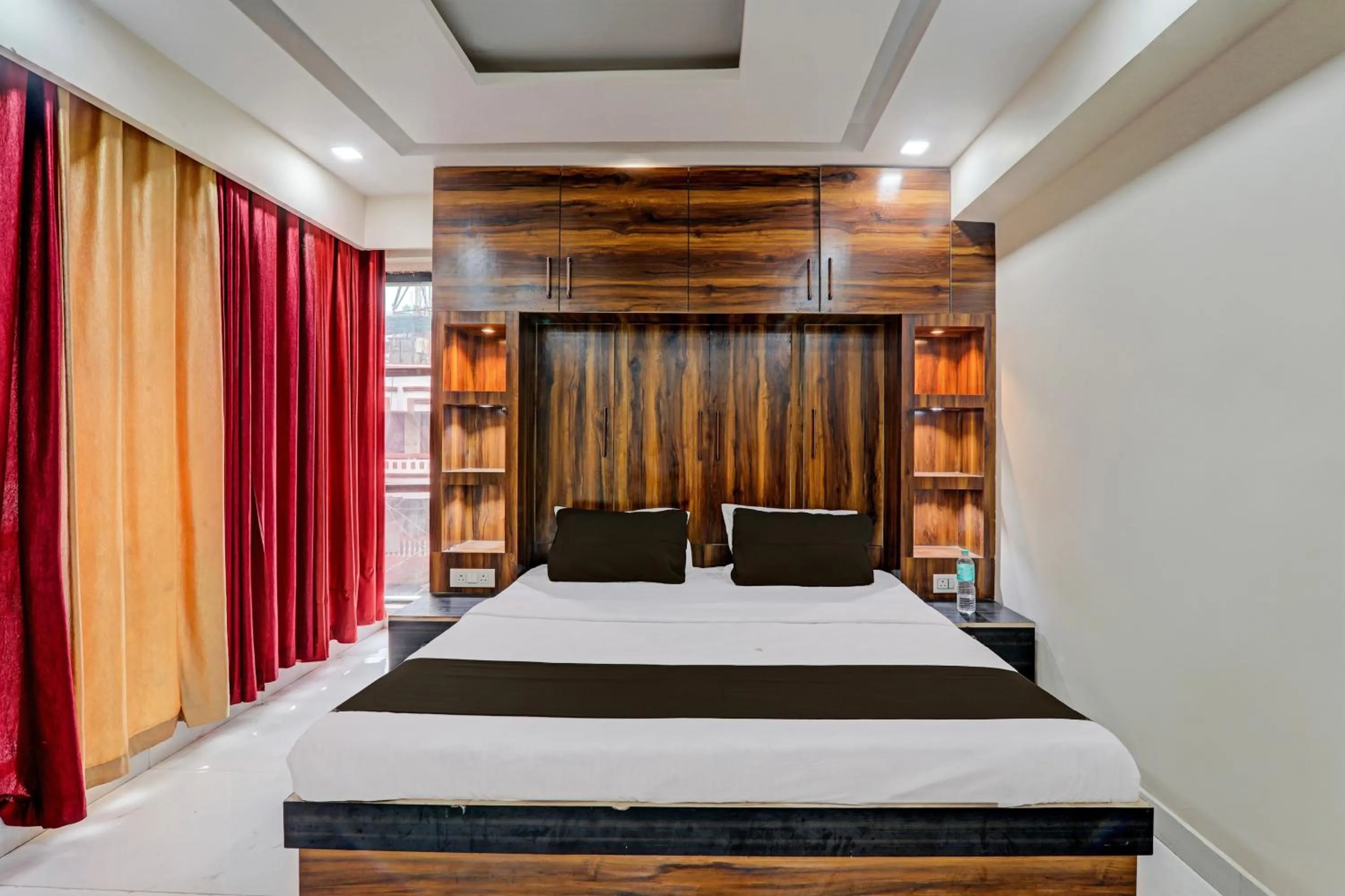 Bedroom, Bed in Collection O Mitra Inn