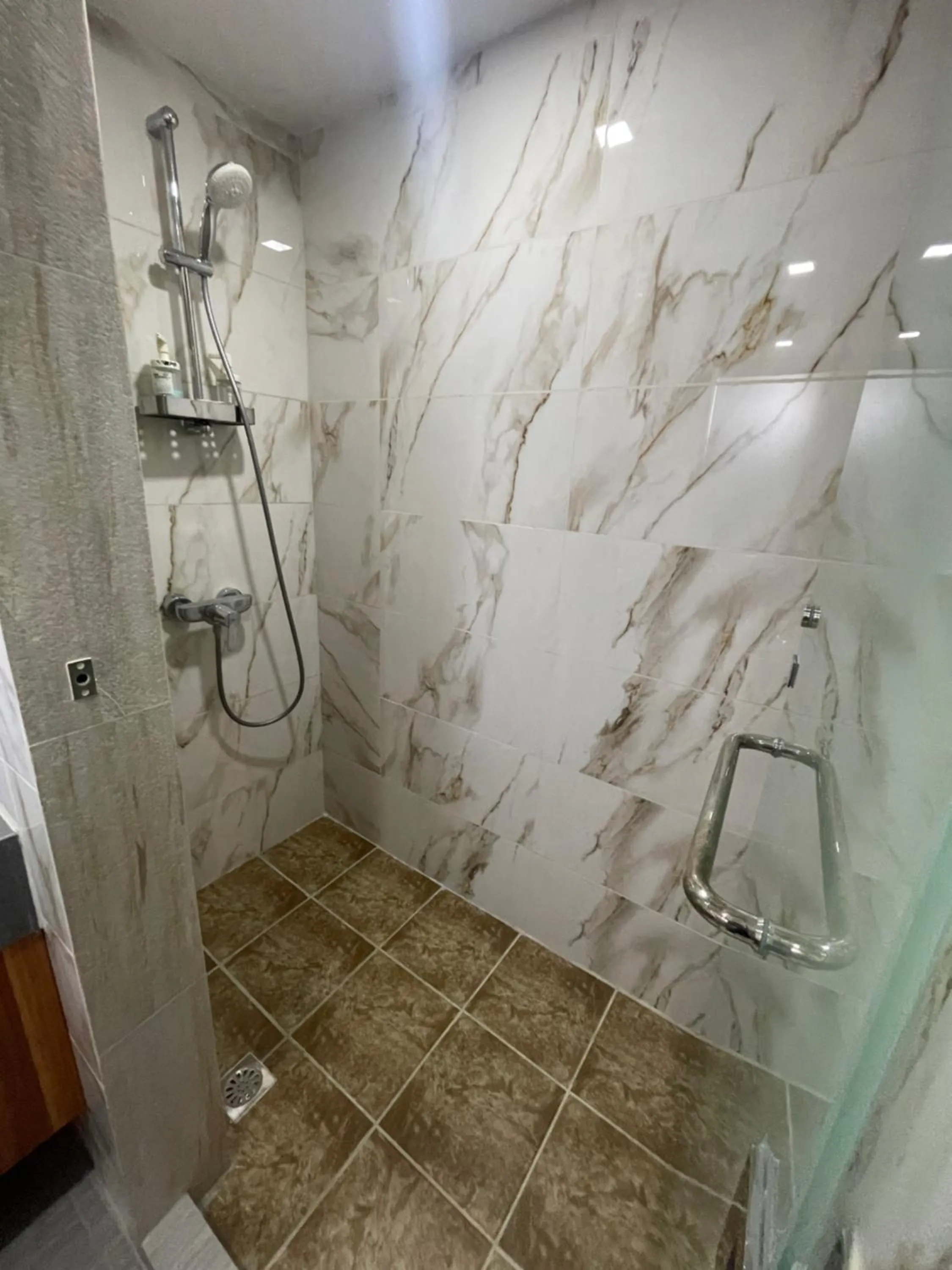 Shower in The Millas Hostel